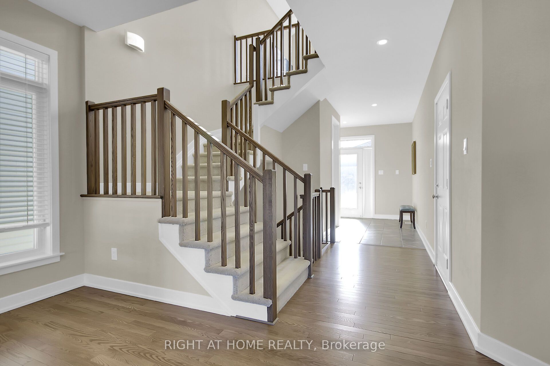 935 Embankment Street Property Photo 25