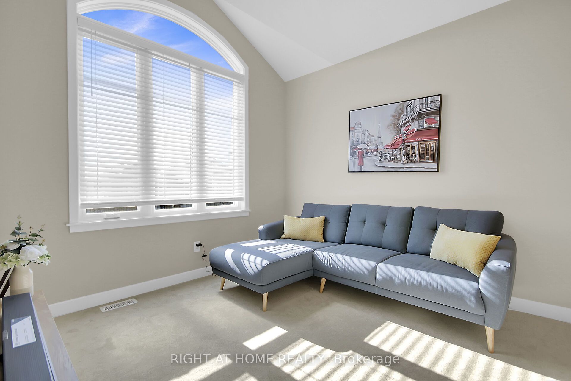 935 Embankment Street Property Photo 29