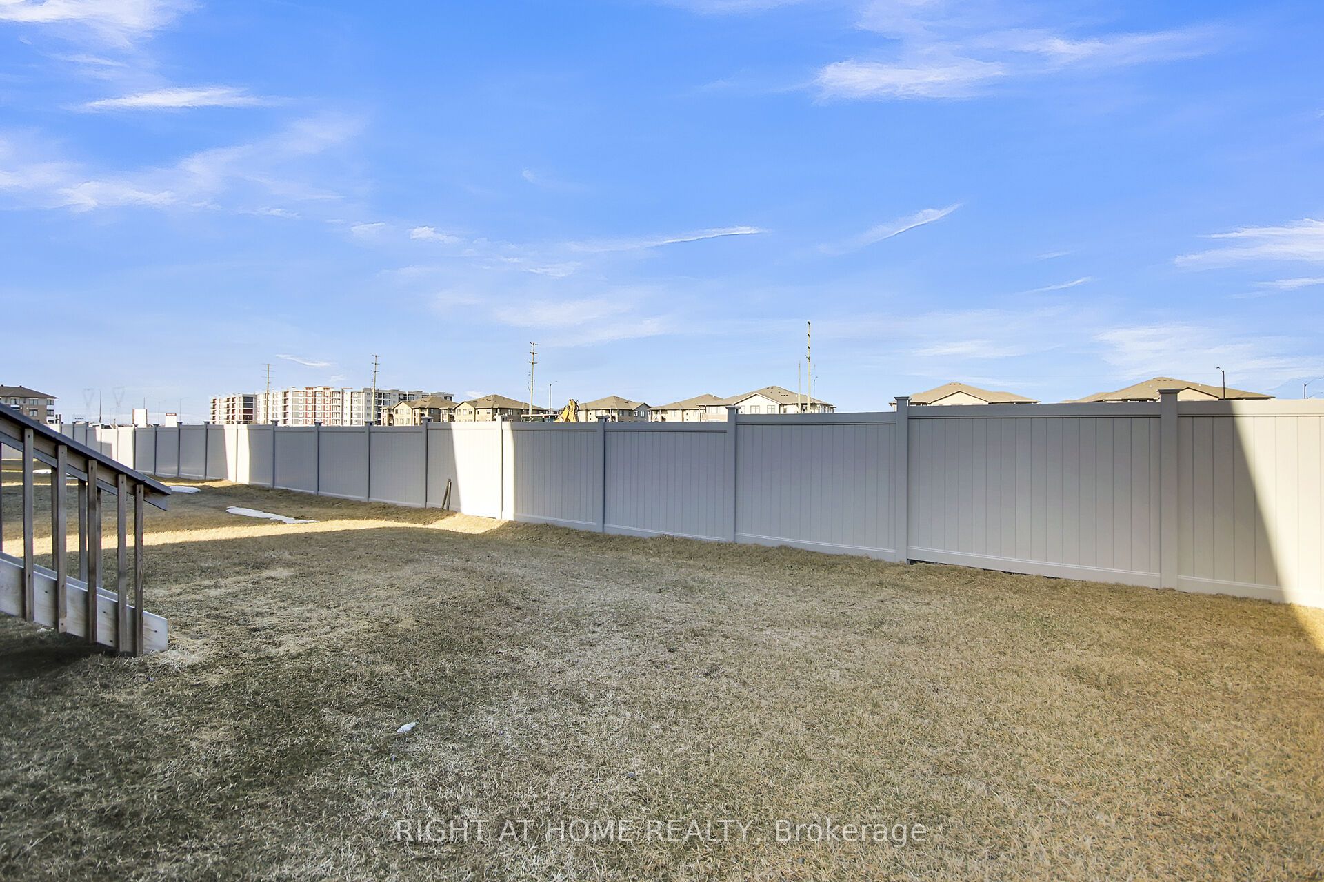 935 Embankment Street Property Photo 50