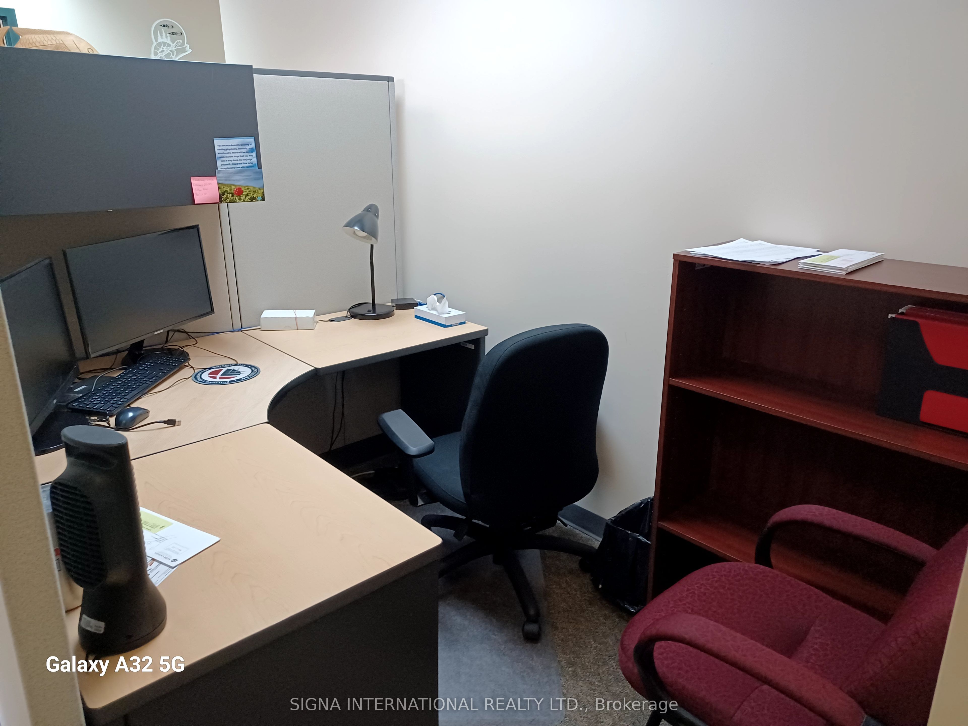 #303 - 1066 Somerset Street Property Photo 17