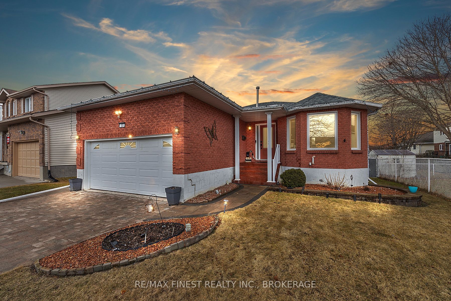525 Citation Crescent Property Photo 1