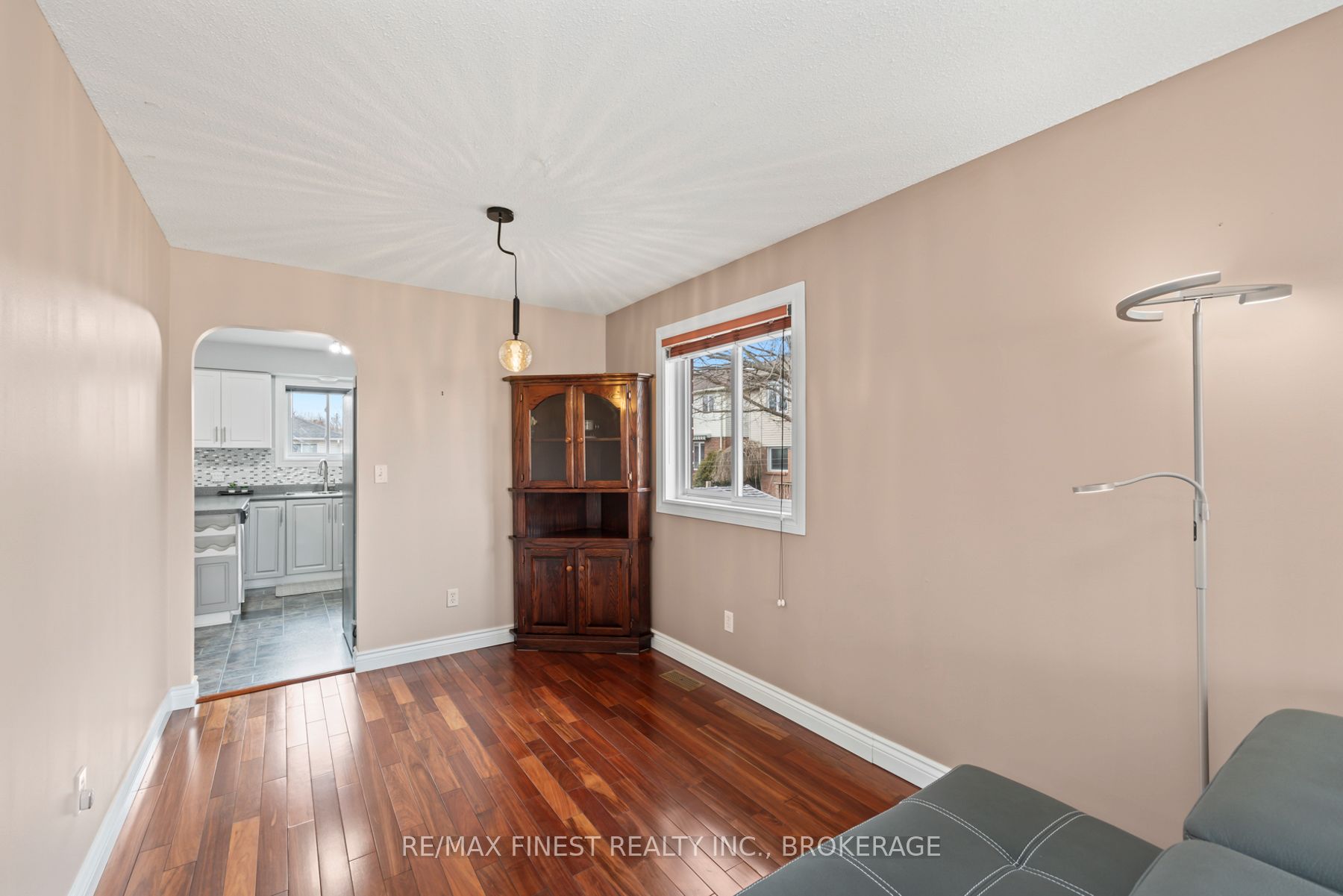 525 Citation Crescent Property Photo 7