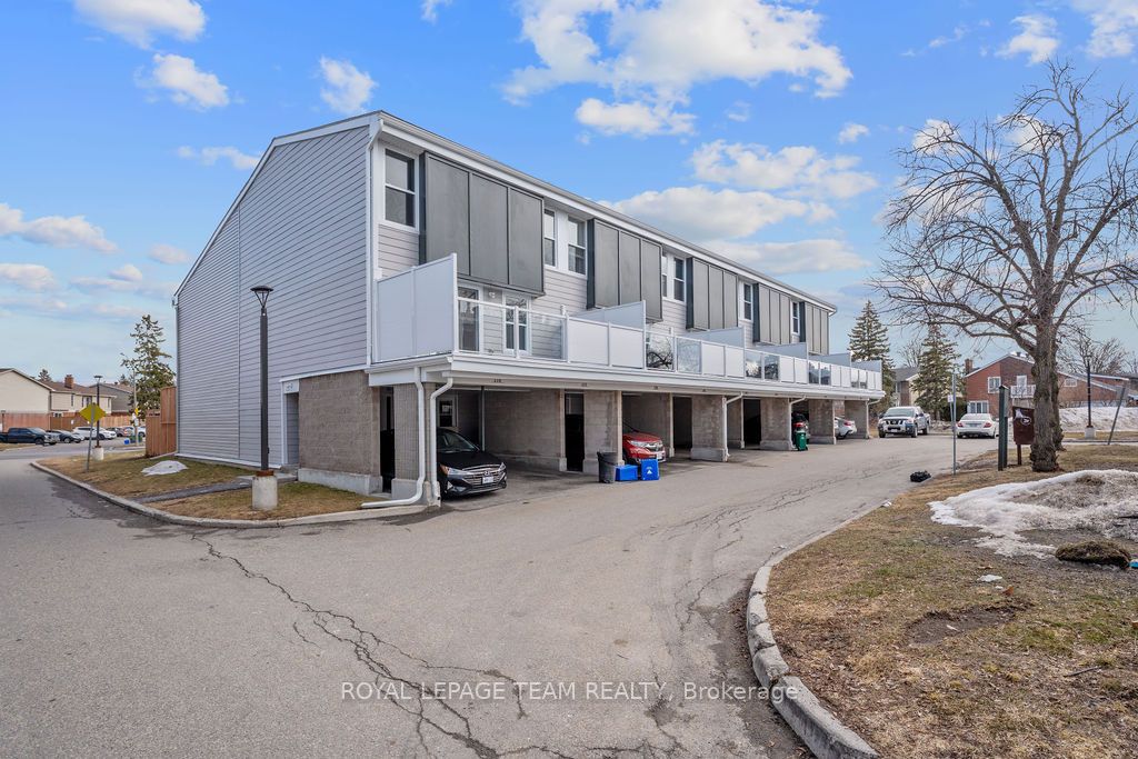 #175 - 825 Cahill Drive Property Photo 1