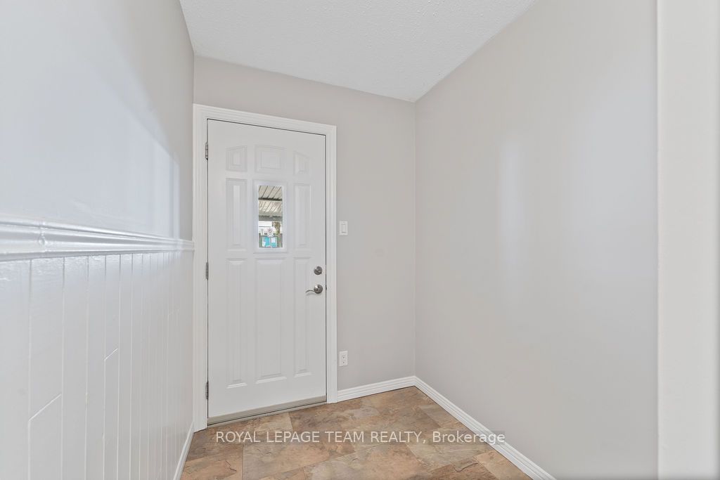#175 - 825 Cahill Drive Property Photo 2