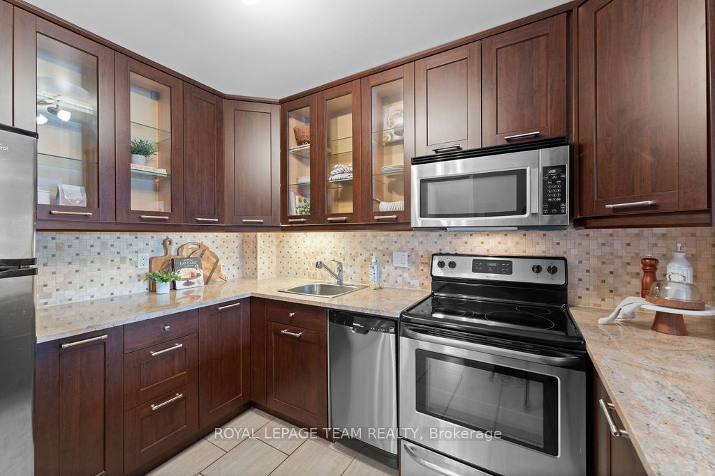 #175 - 825 Cahill Drive Property Photo 11
