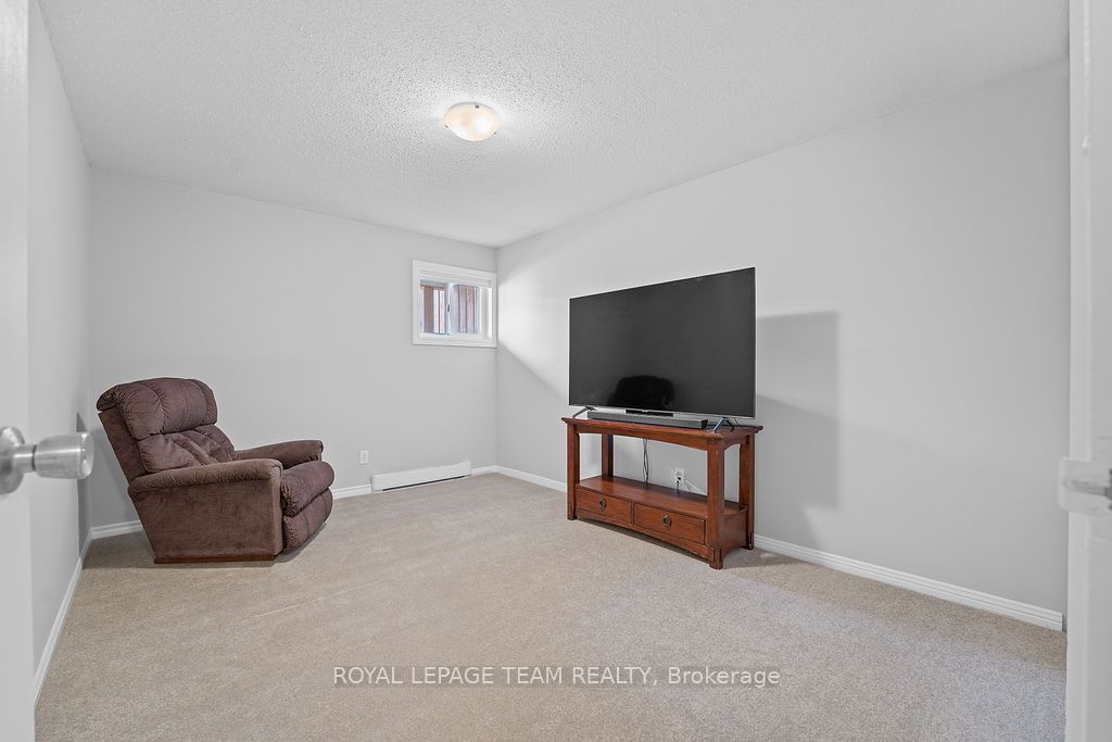 #175 - 825 Cahill Drive Property Photo 22