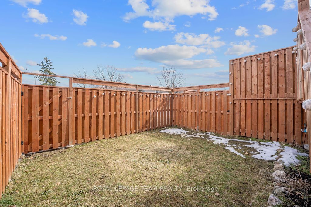 #175 - 825 Cahill Drive Property Photo 27