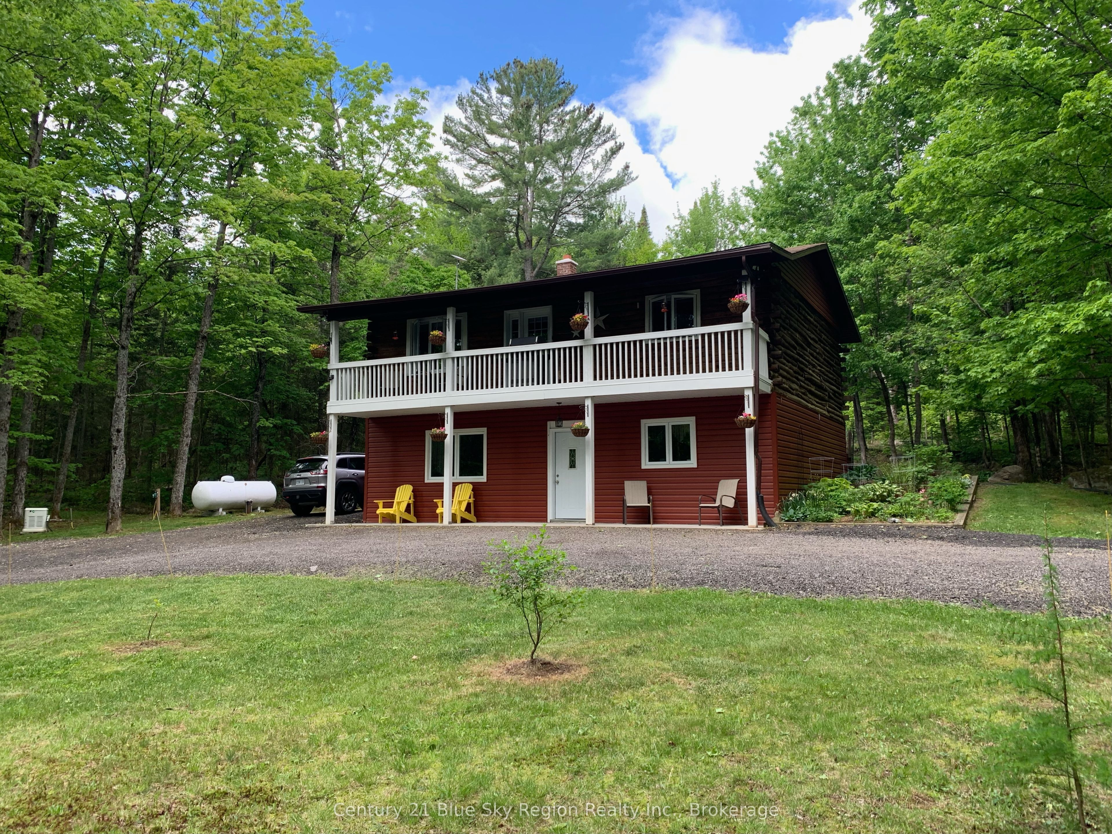 233 Glen Roberts Drive Property Photo 1