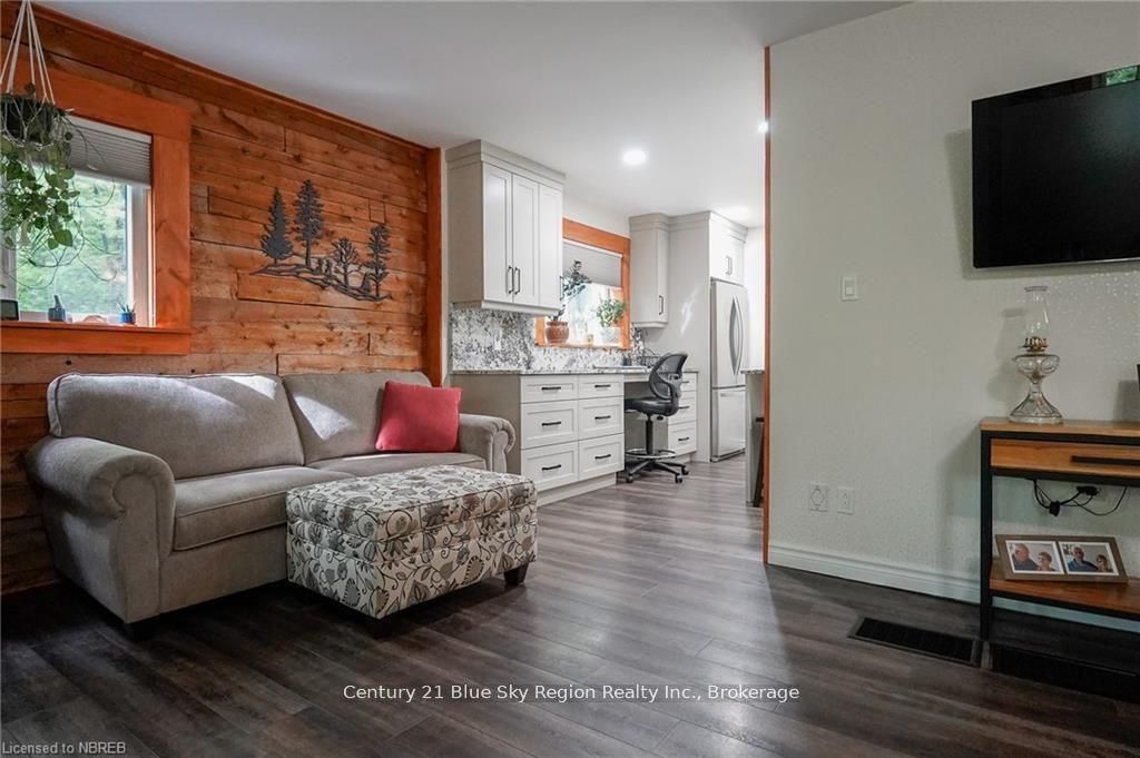 233 Glen Roberts Drive Property Photo 15