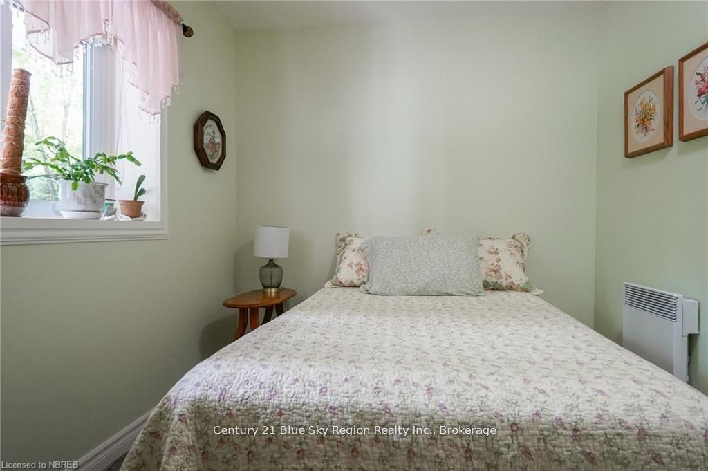 233 Glen Roberts Drive Property Photo 25