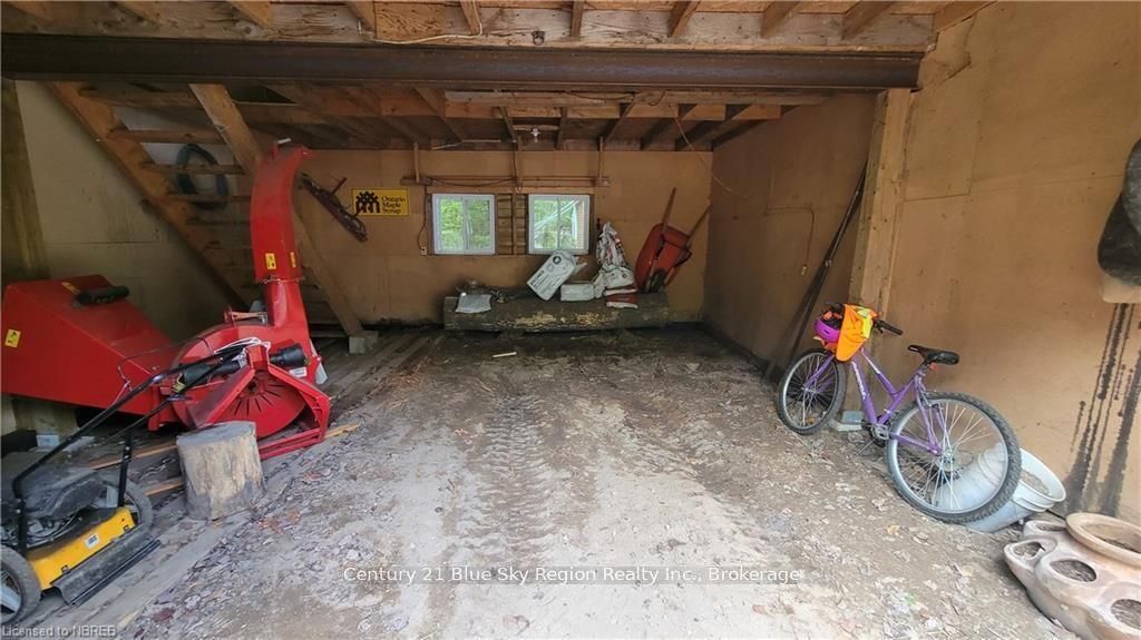 233 Glen Roberts Drive Property Photo 44