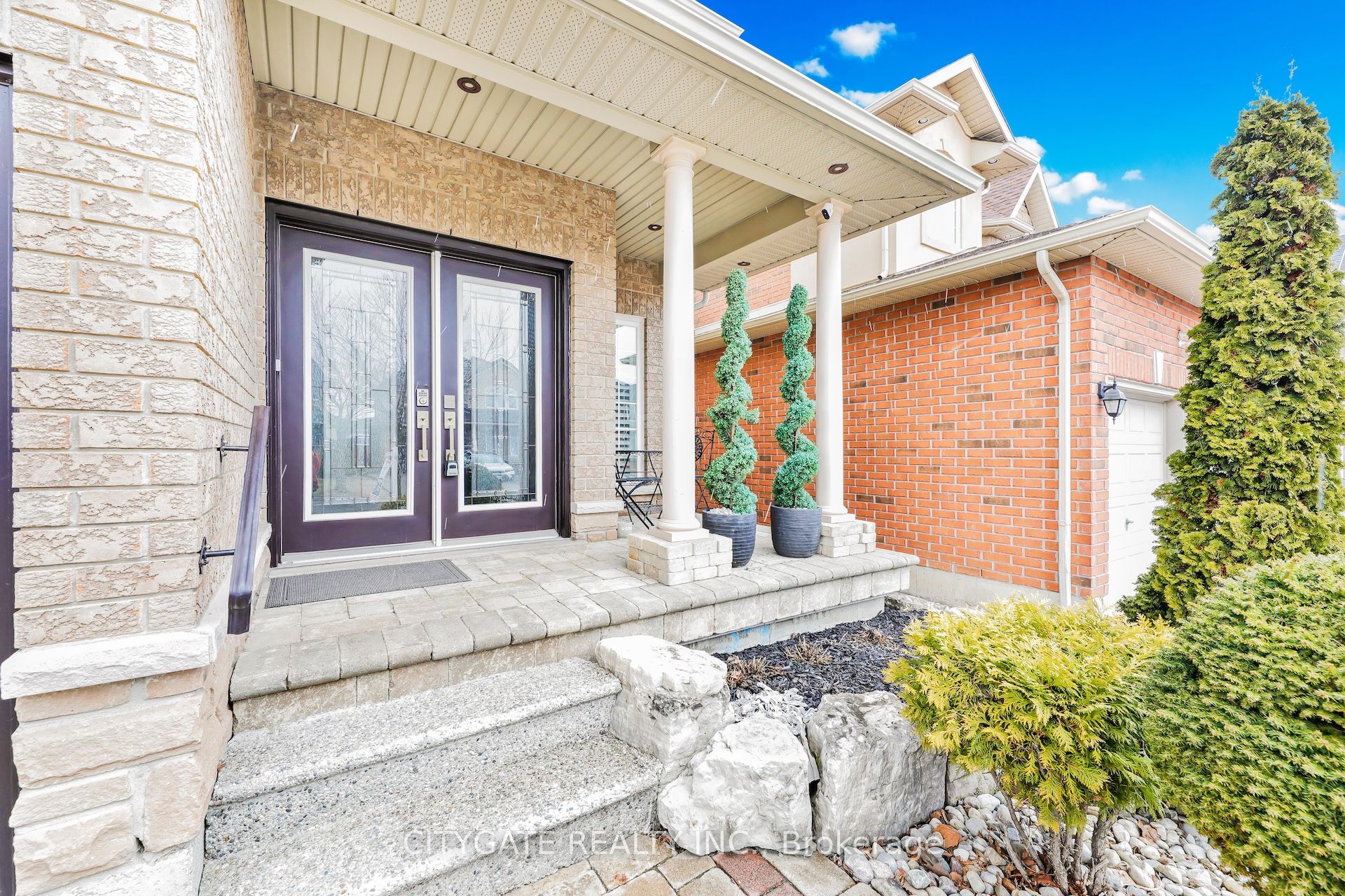 24 Simpson Avenue Property Photo 3
