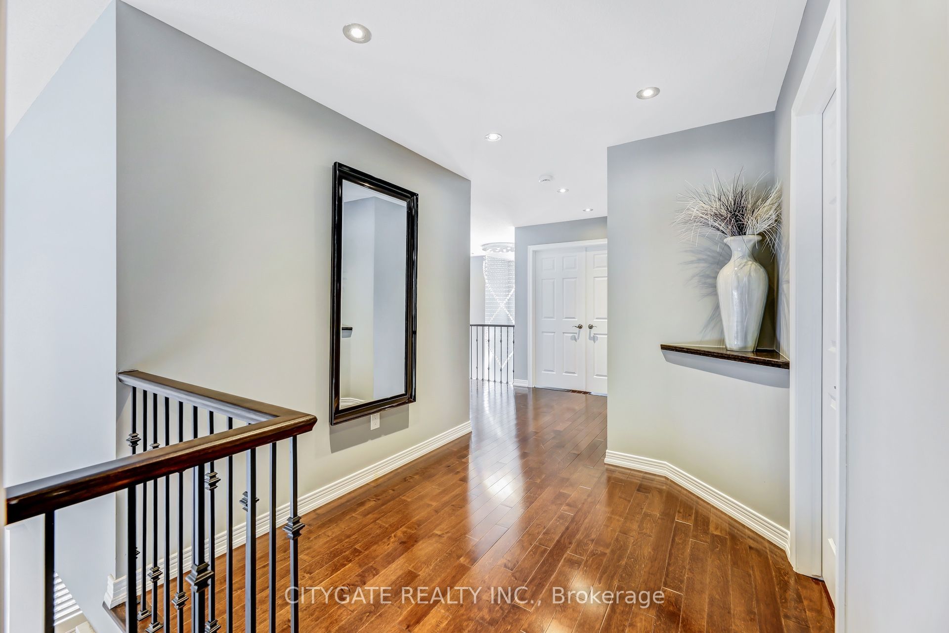 24 Simpson Avenue Property Photo 22