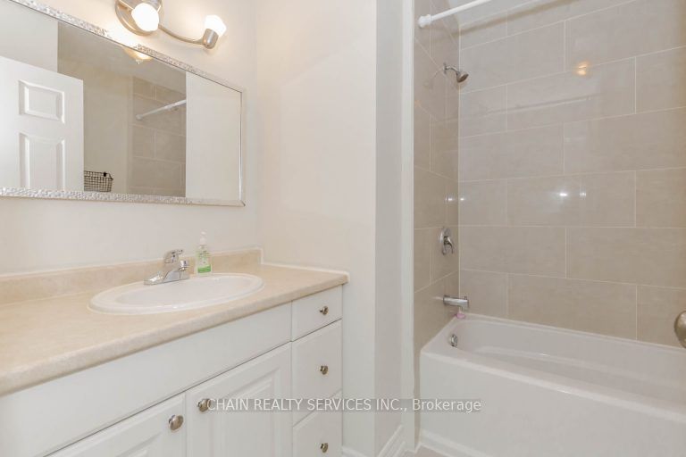 154 Mary Street Property Photo 7