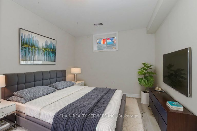 154 Mary Street Property Photo 11