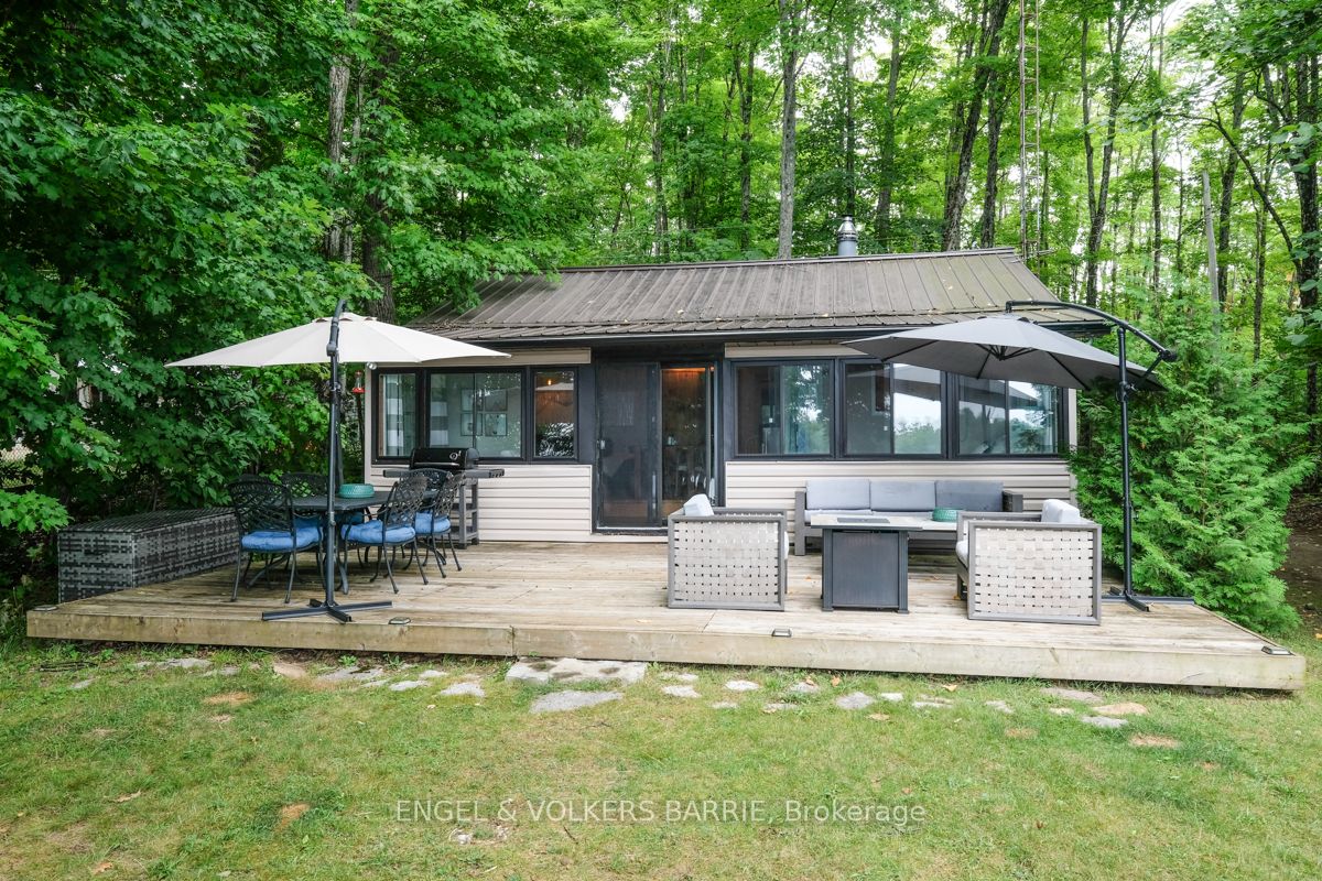 43 Gatewood Road Property Photo