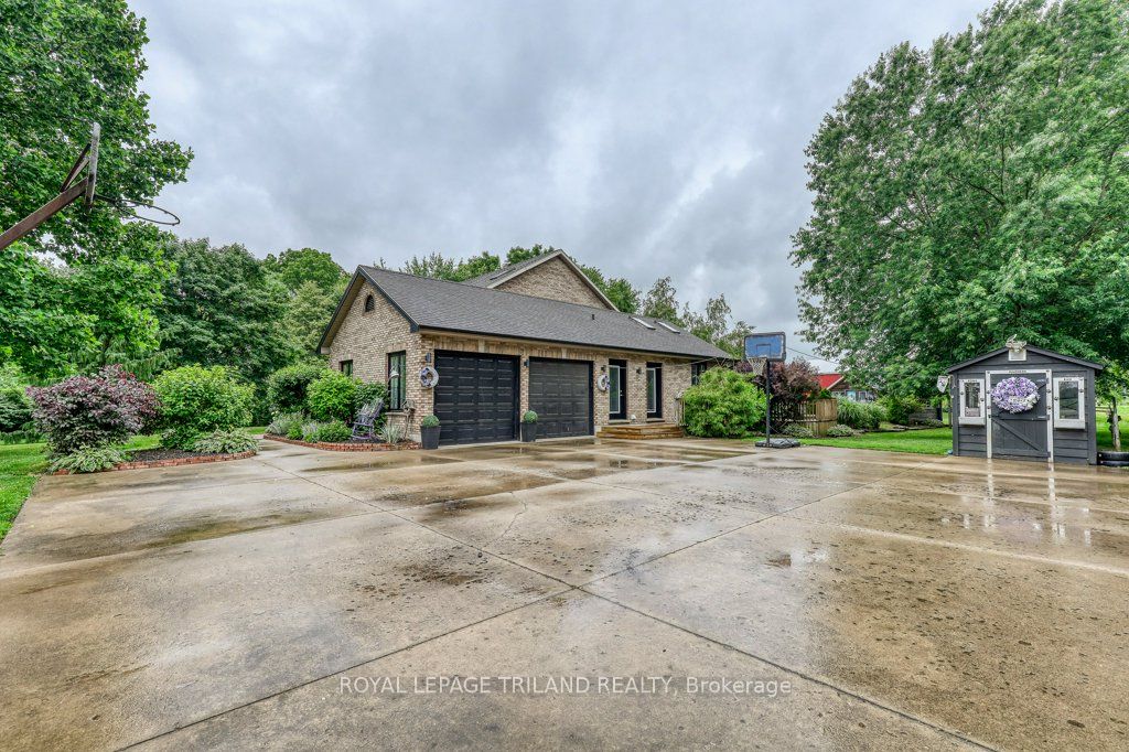 24920 Marsh Line Property Photo 3
