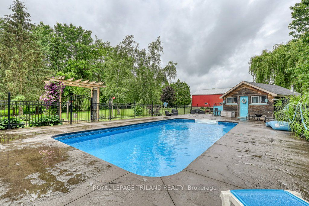 24920 Marsh Line Property Photo 6