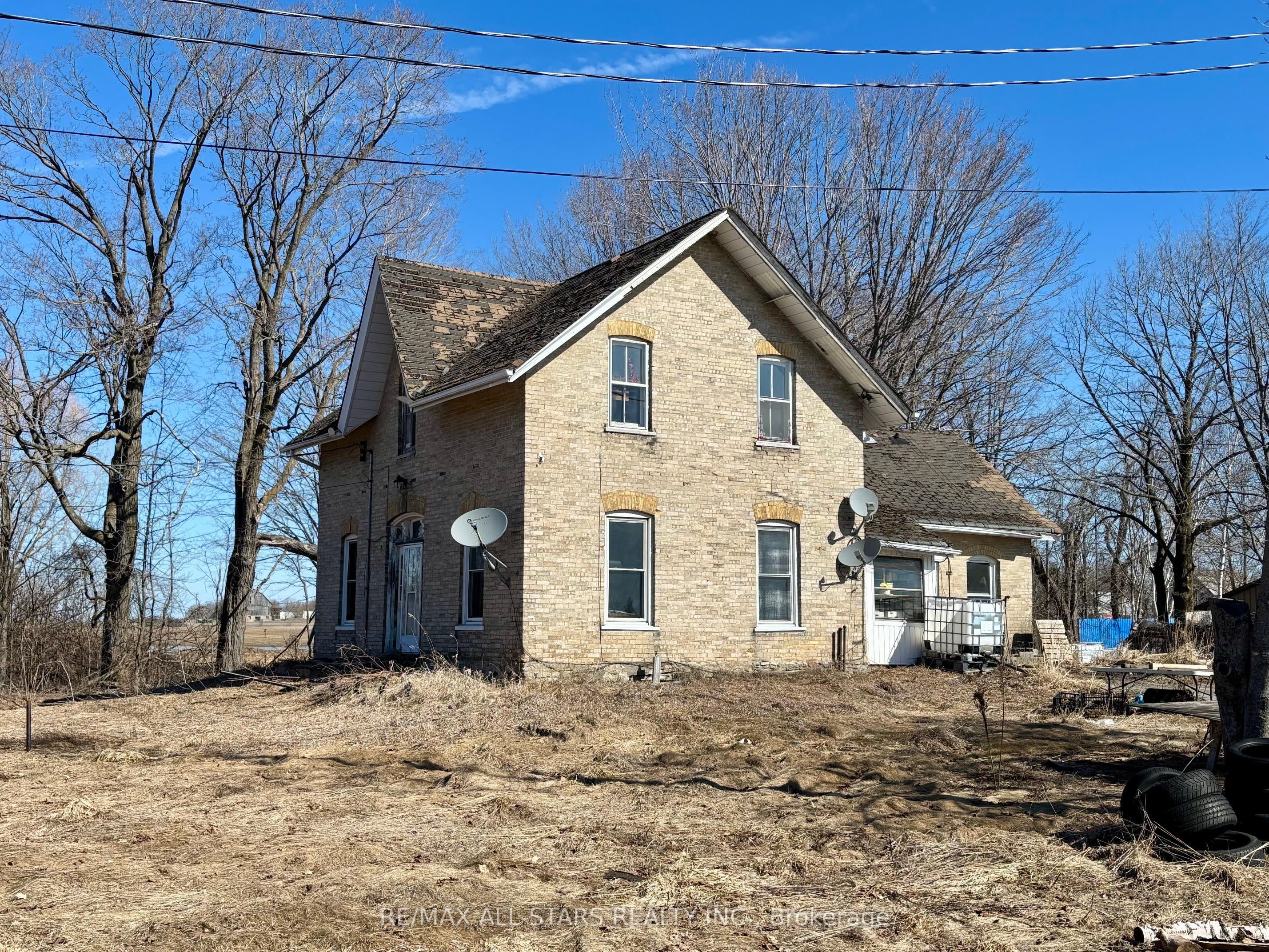 542 Portage Road Property Photo 9