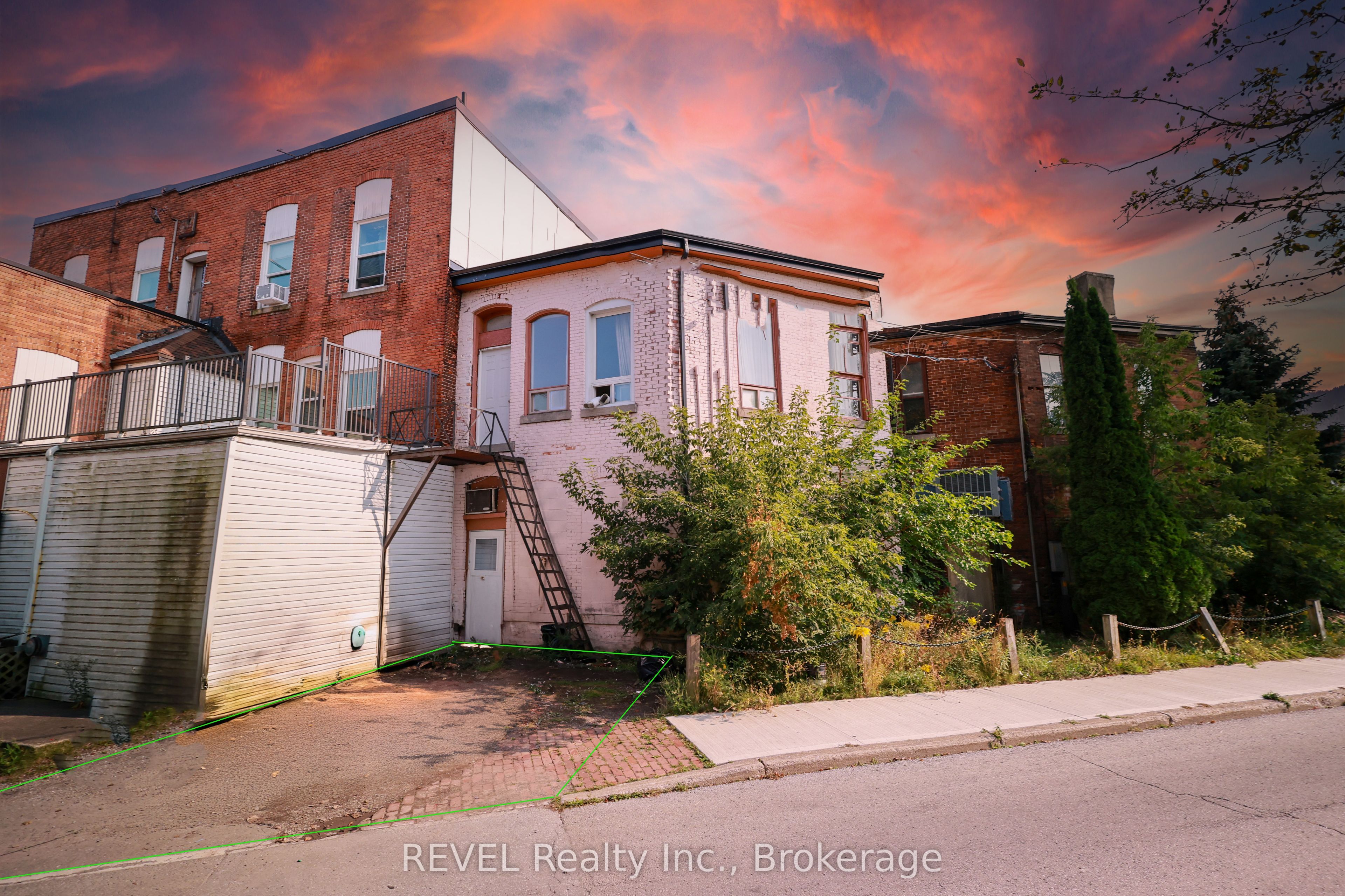 #a - 12 East Main Street Property Photo 3