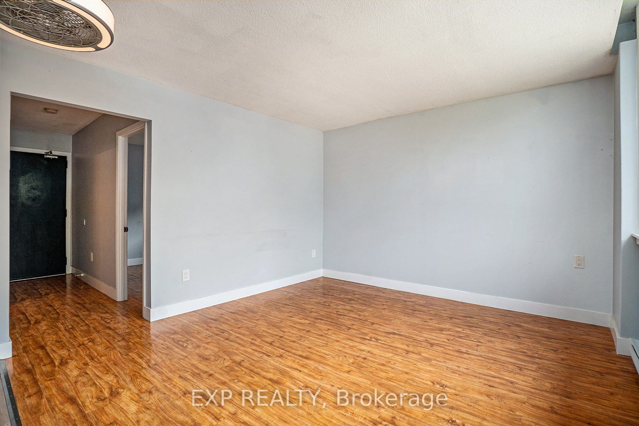 12 Garden Street Property Photo 7