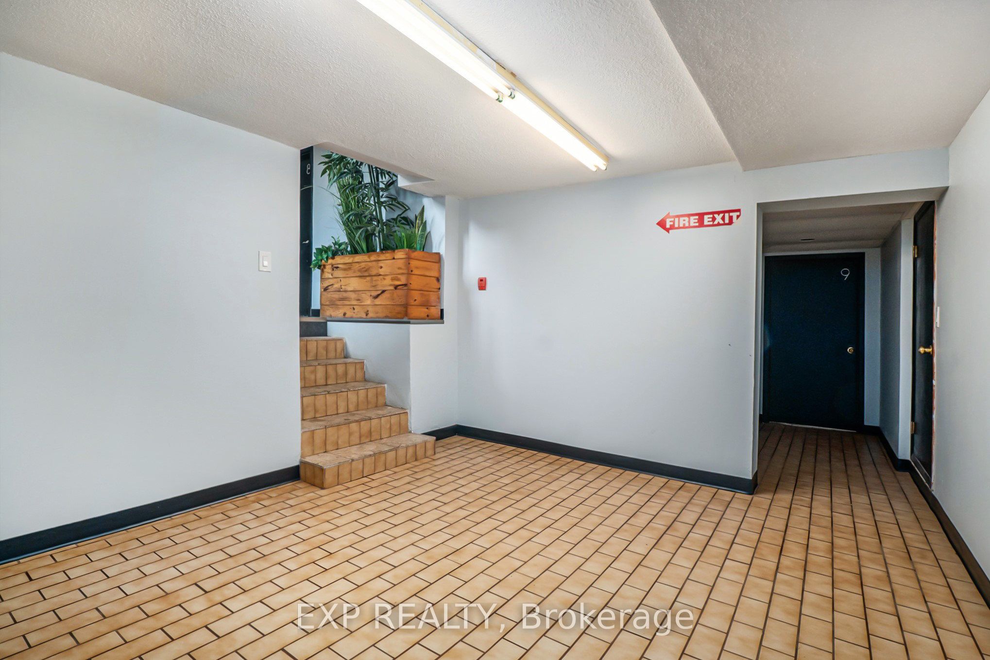 12 Garden Street Property Photo 21