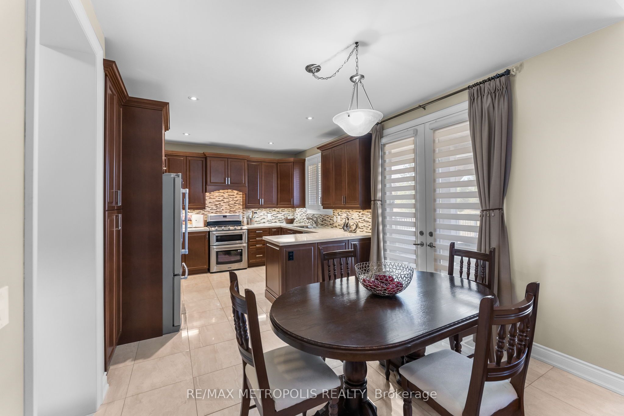 8 Nature's Landing Drive Property Photo 12