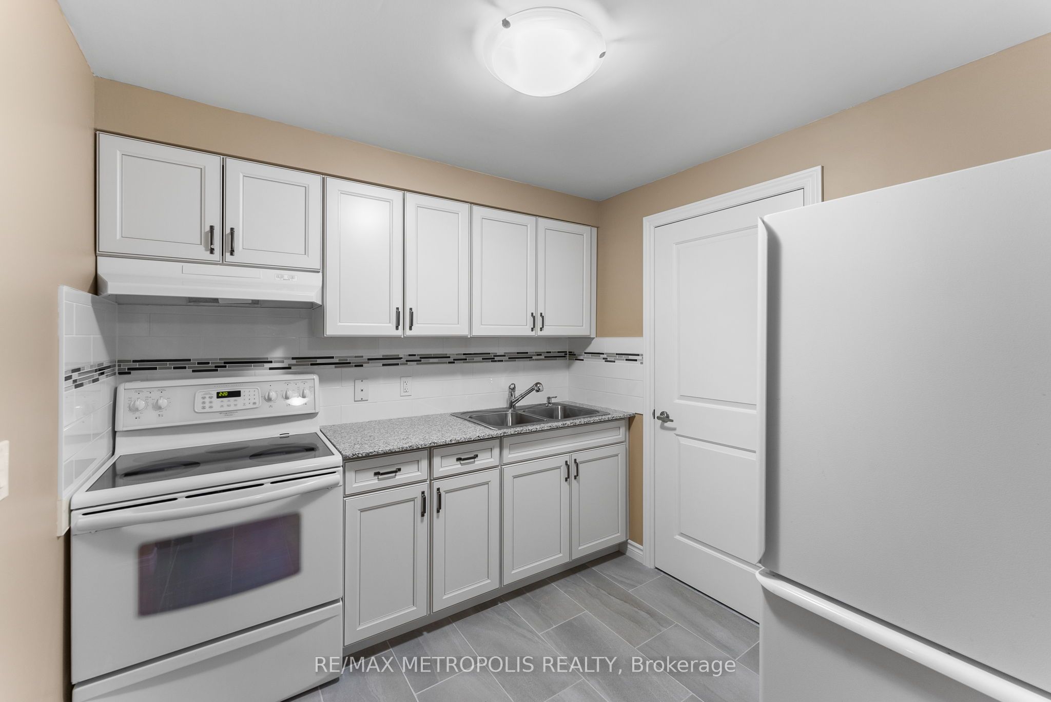 8 Nature's Landing Drive Property Photo 32