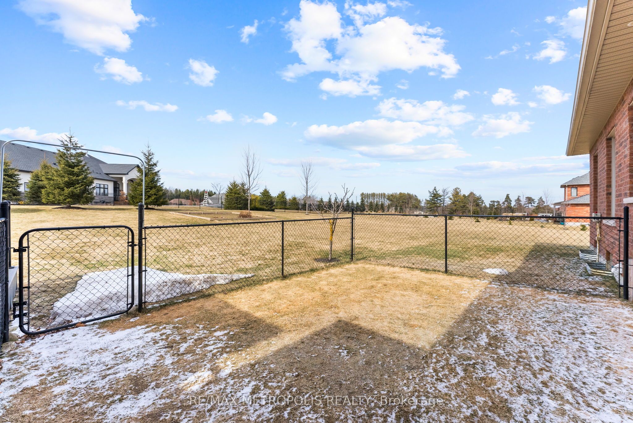 8 Nature's Landing Drive Property Photo 37