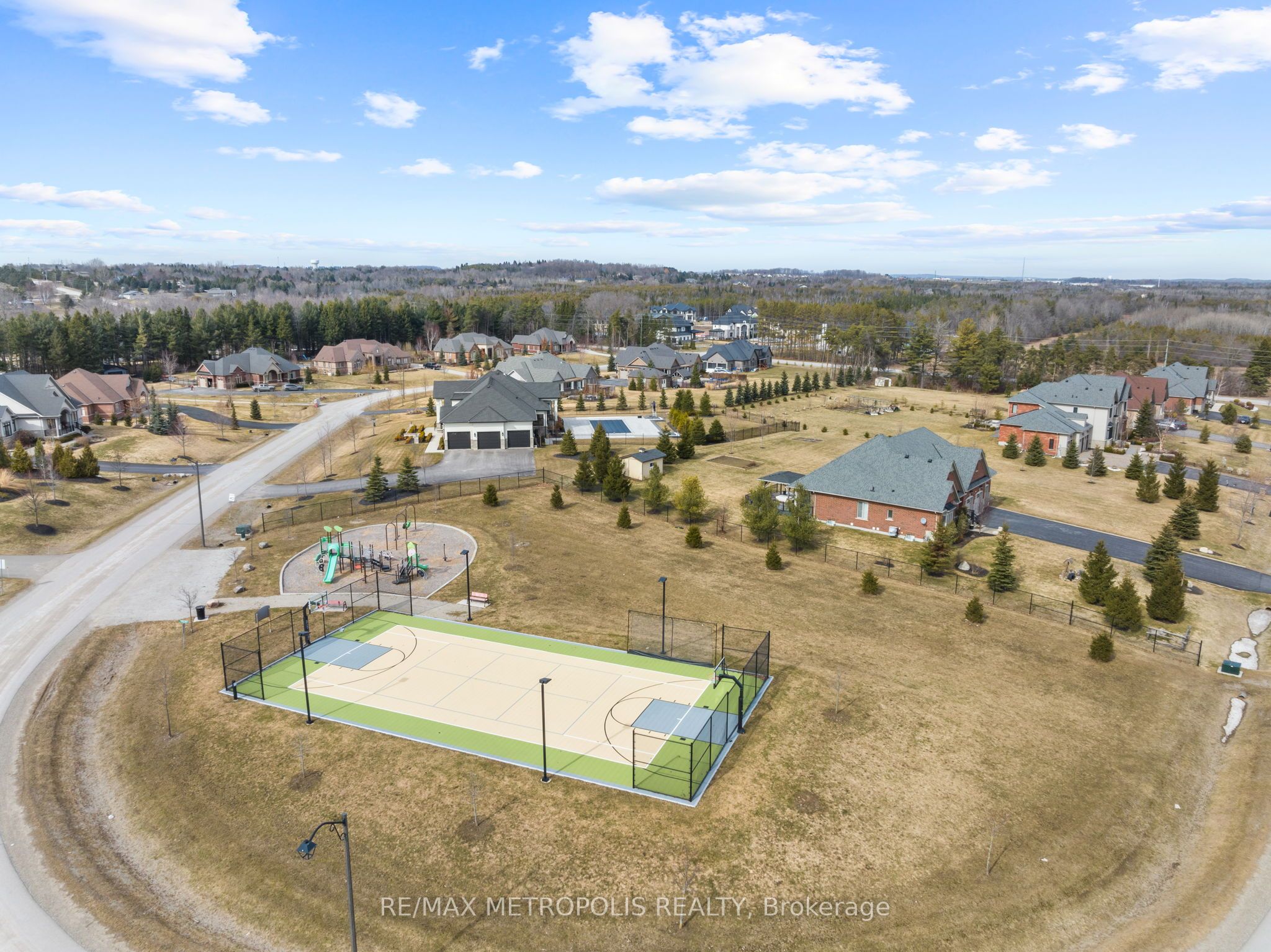8 Nature's Landing Drive Property Photo 40