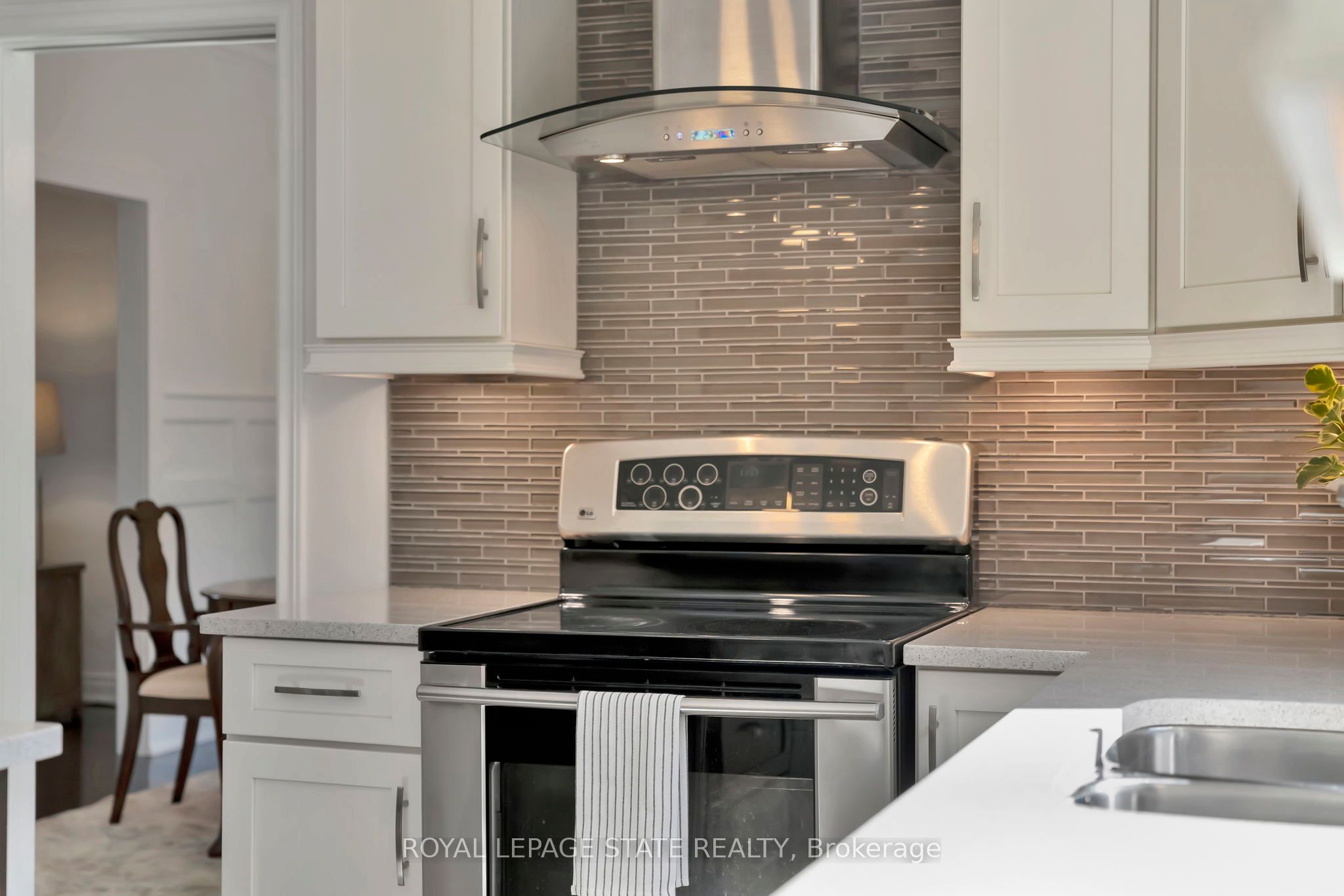 628 Highvalley Road Property Photo 12