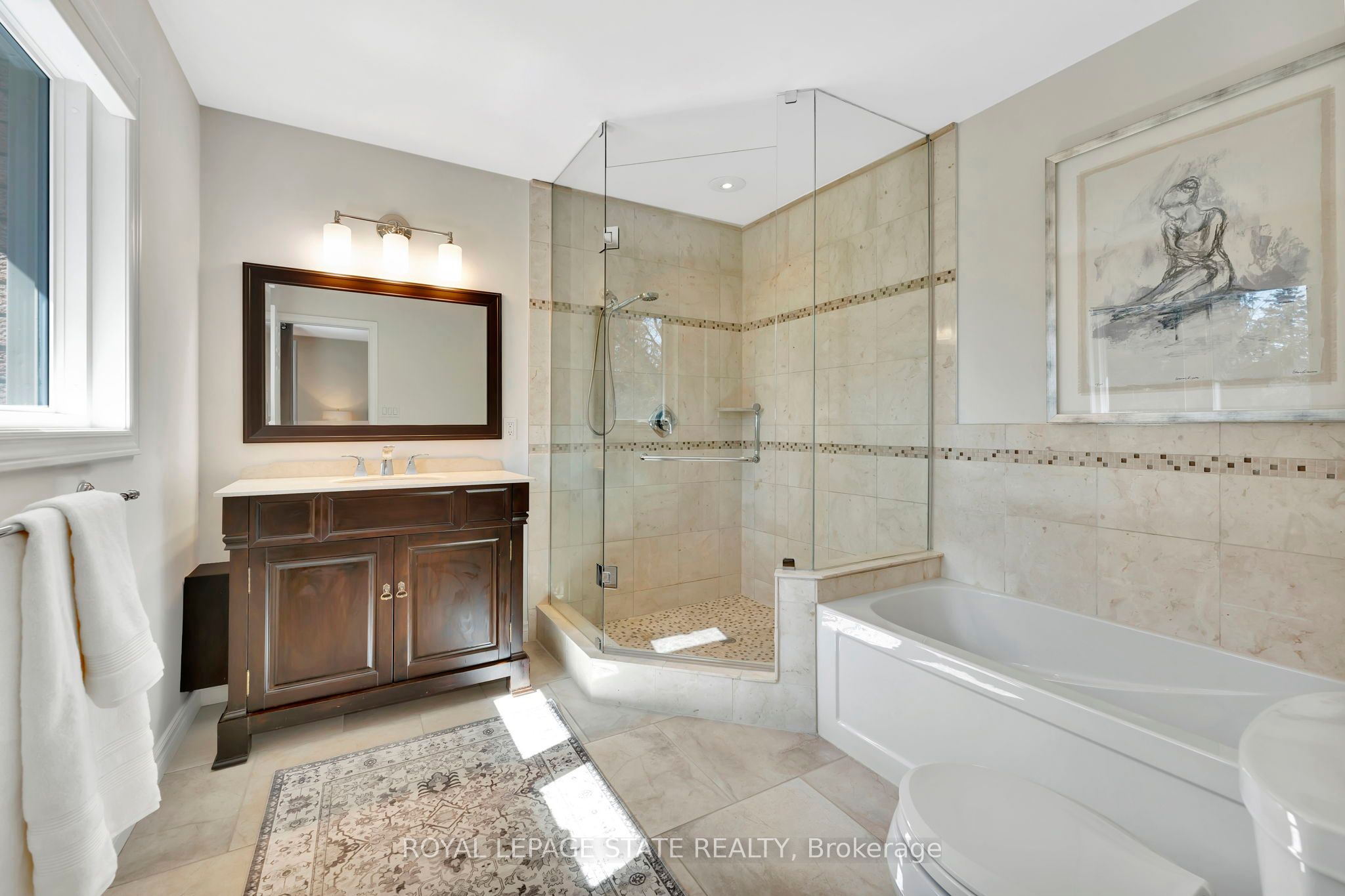 628 Highvalley Road Property Photo 31