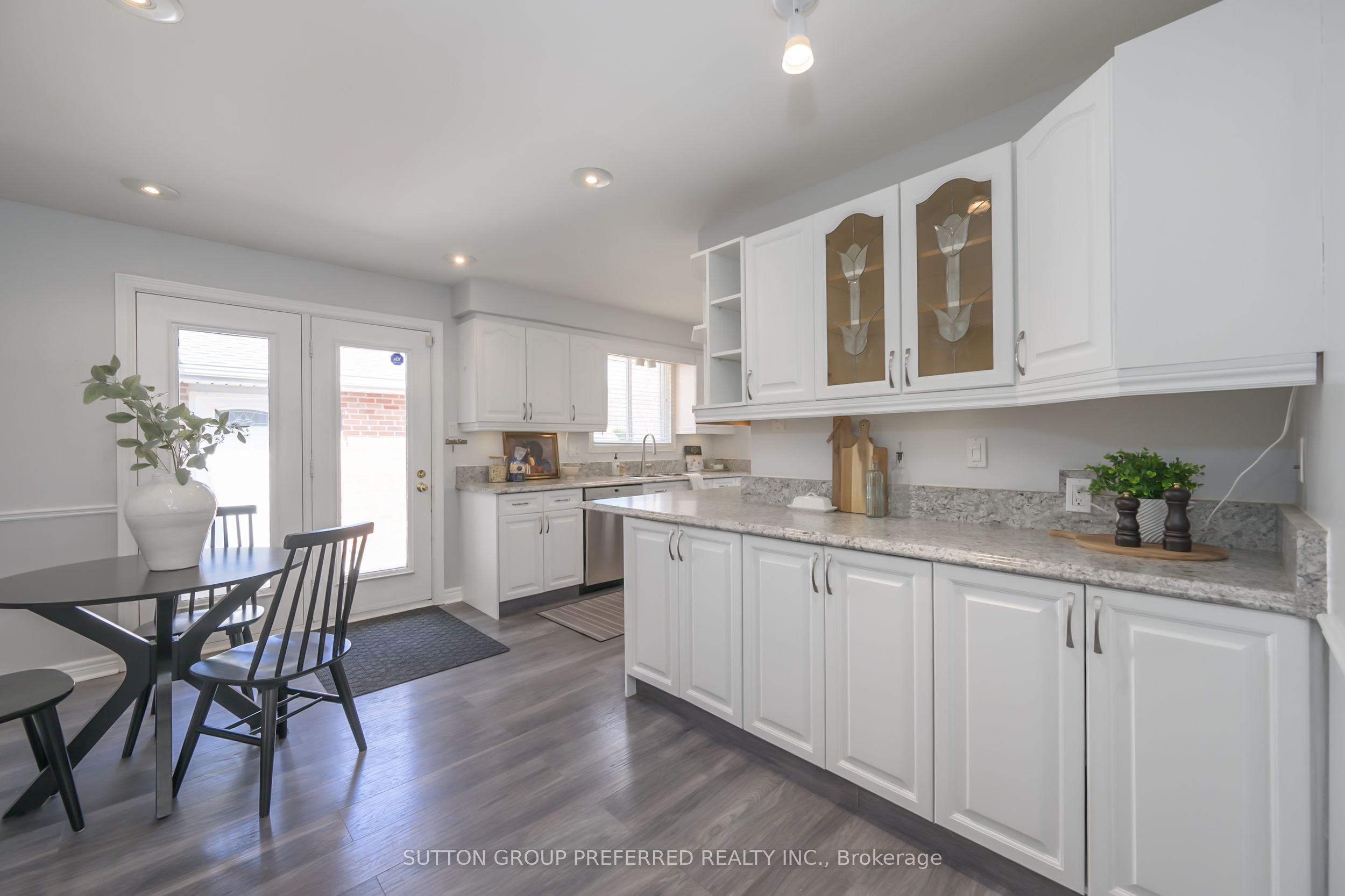 144 Meridene Crescent Property Photo 13