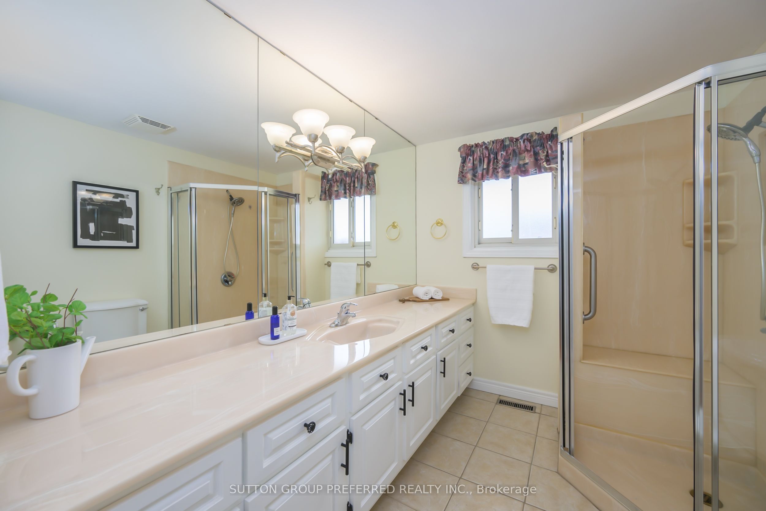 144 Meridene Crescent Property Photo 21