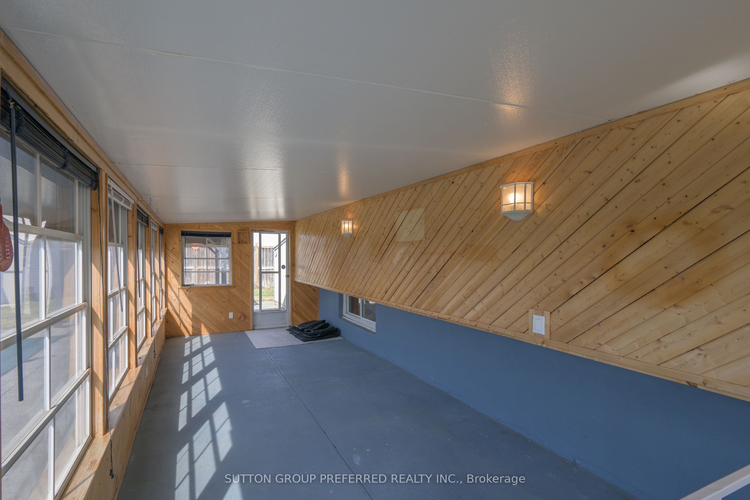144 Meridene Crescent Property Photo 34