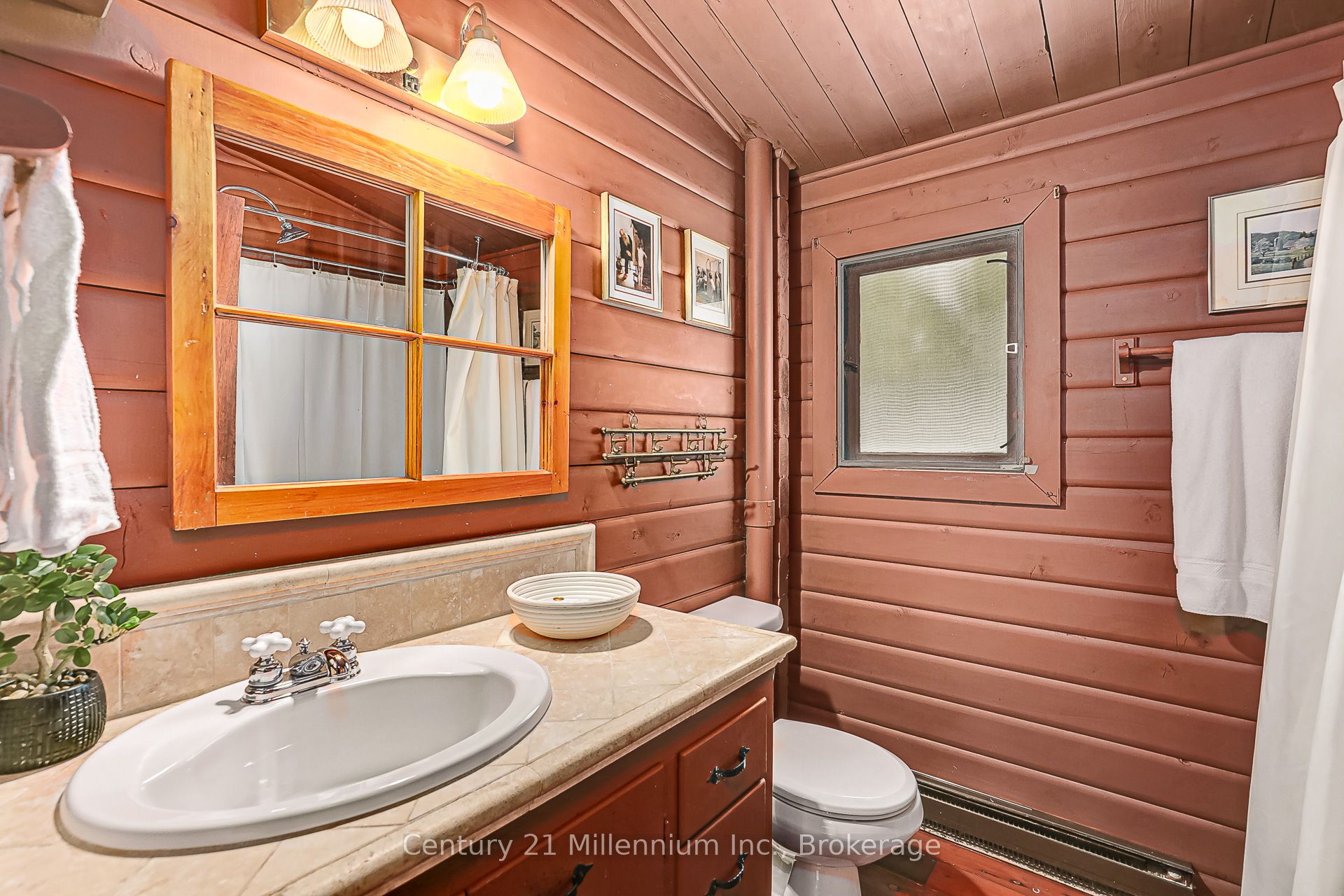 150 St Moritz Crescent Property Photo 31