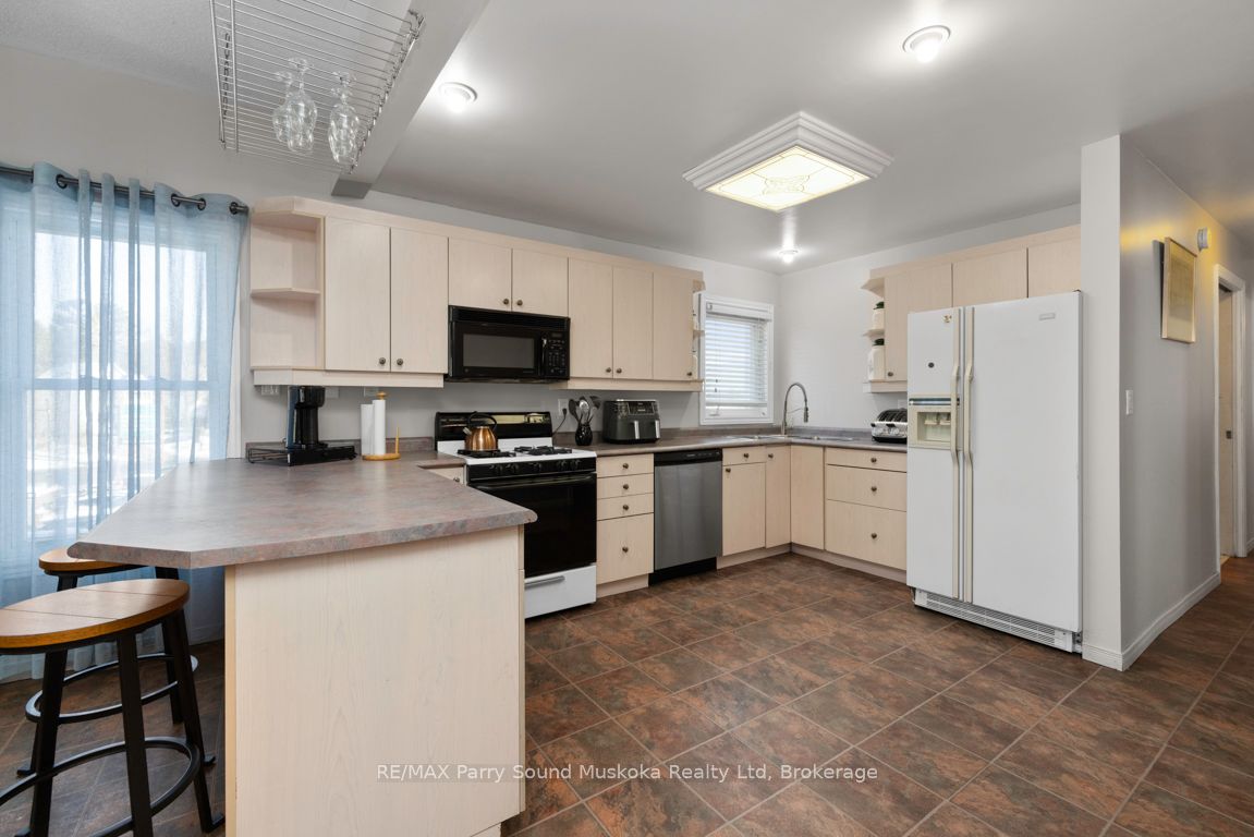 111 James Street Property Photo 19
