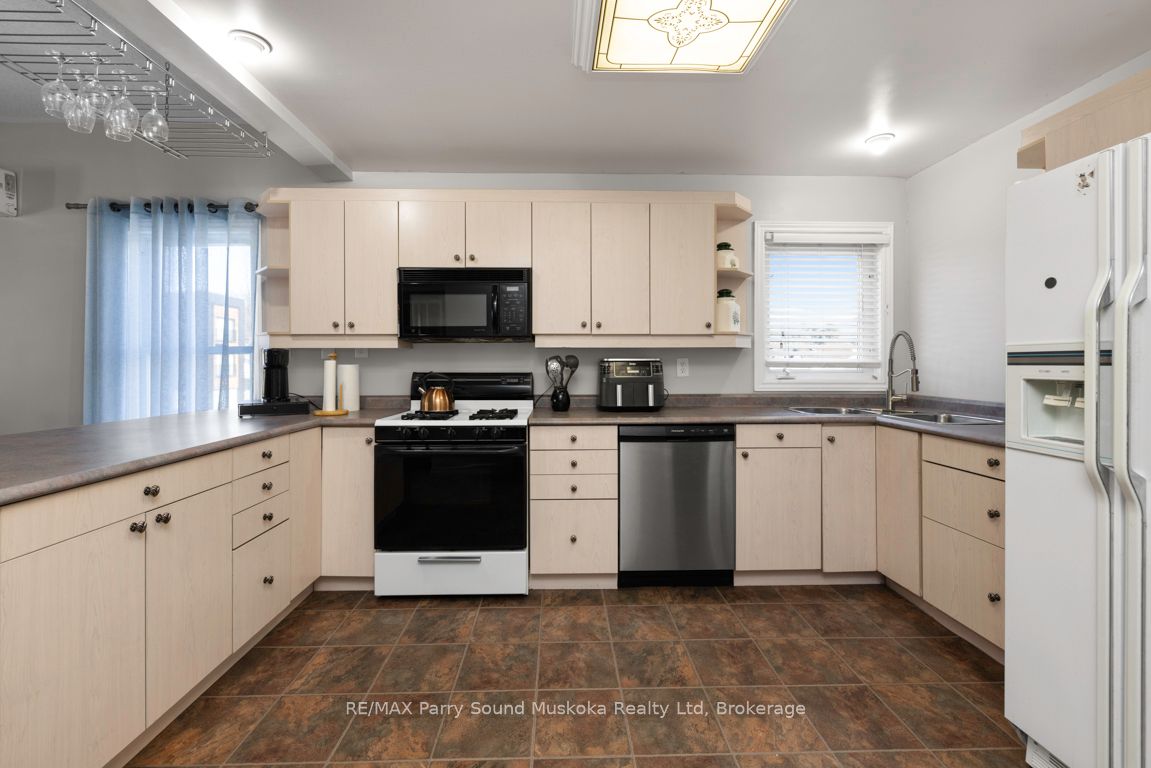 111 James Street Property Photo 20