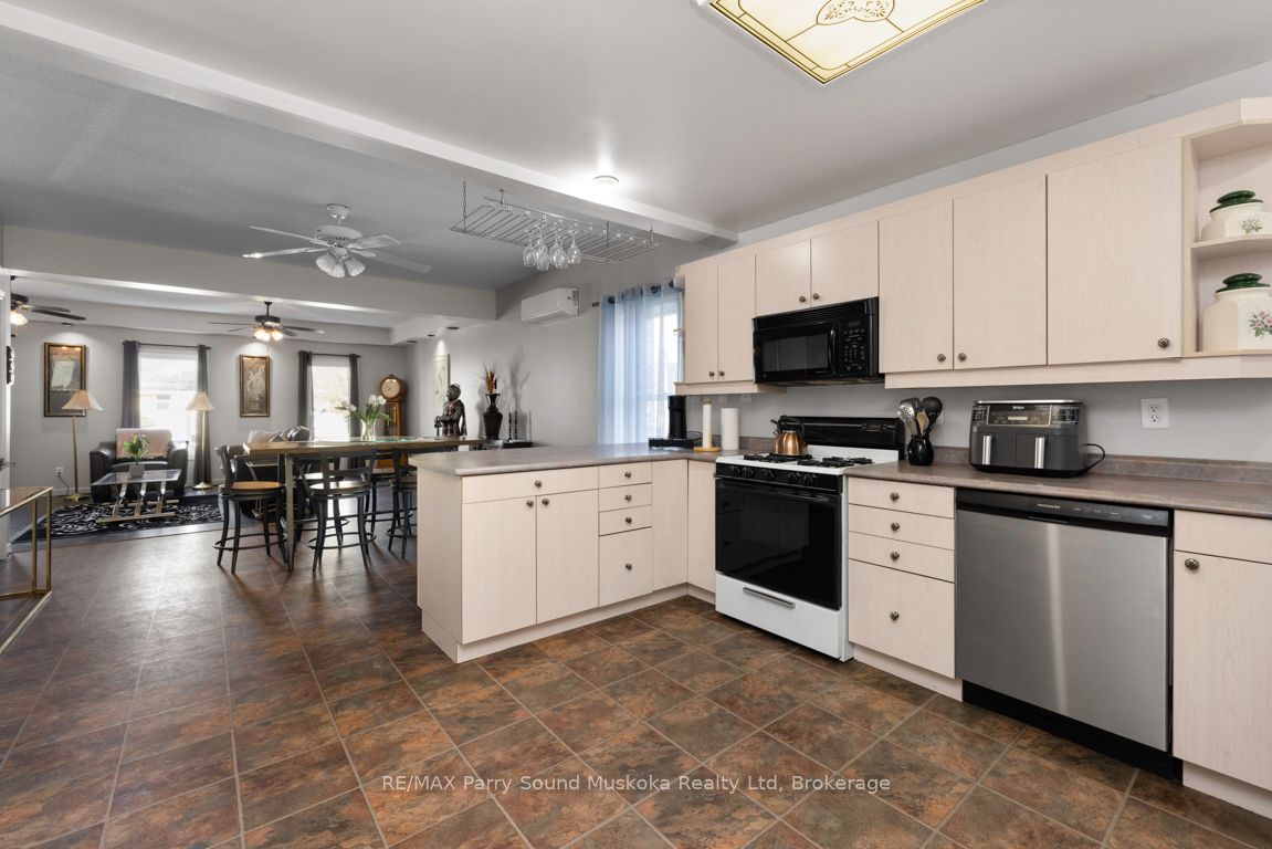 111 James Street Property Photo 21