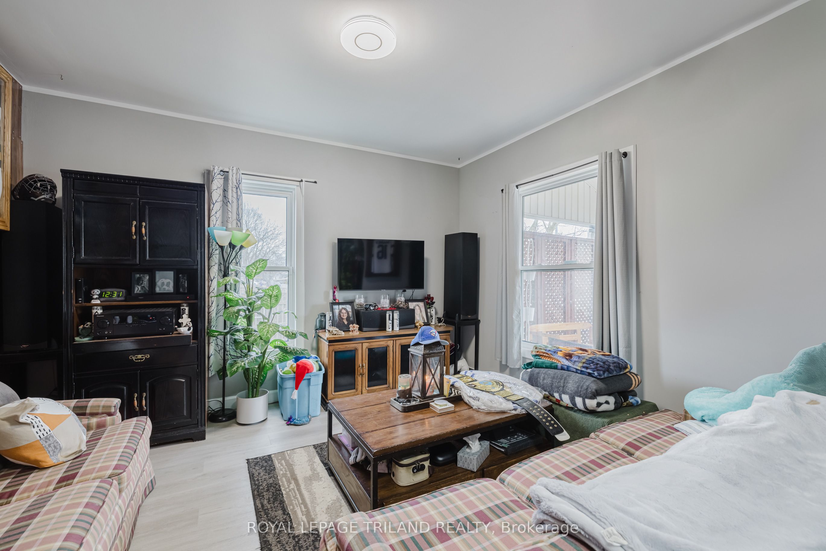 245 Sydenham Street Property Photo 4