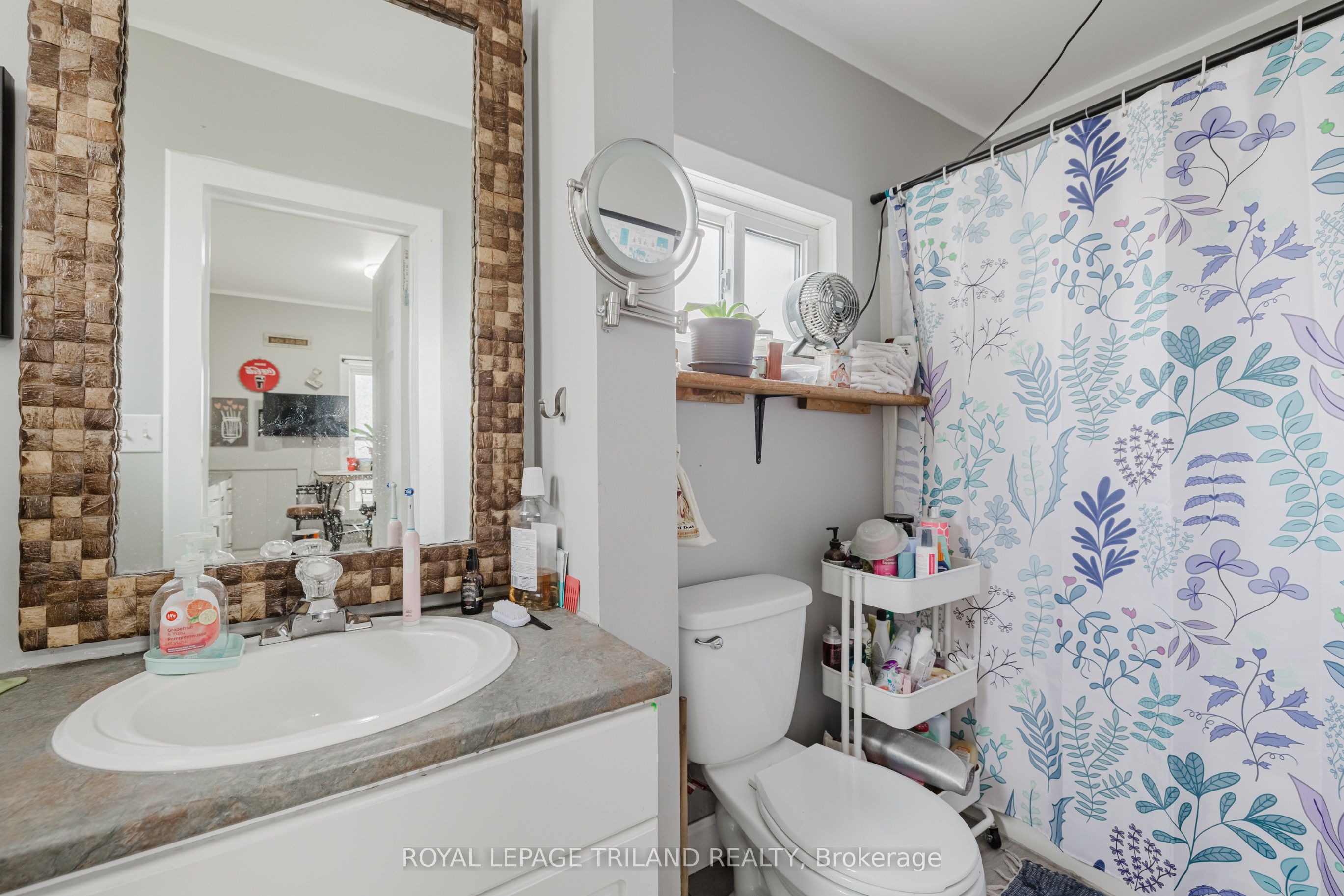 245 Sydenham Street Property Photo 10