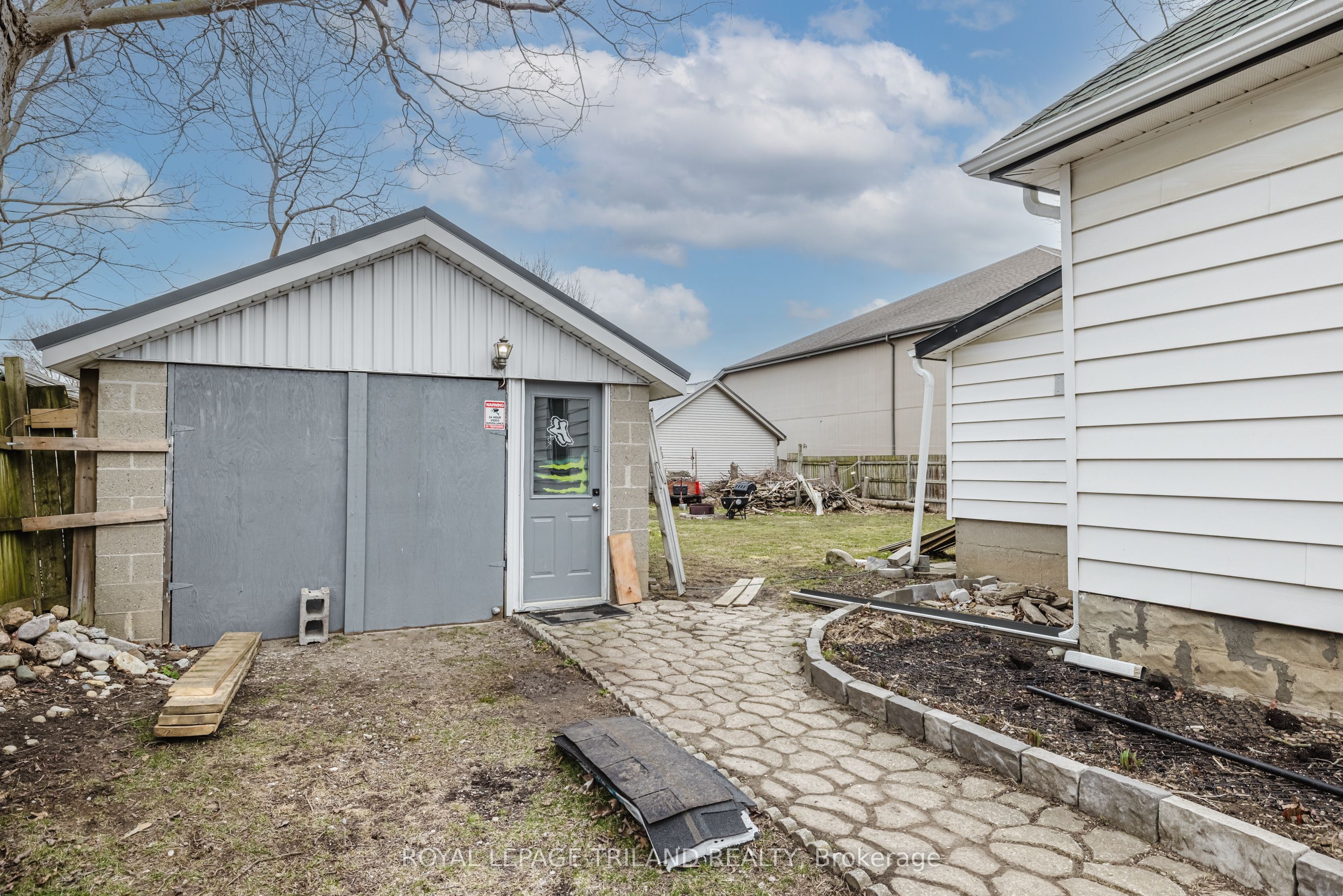 245 Sydenham Street Property Photo 22