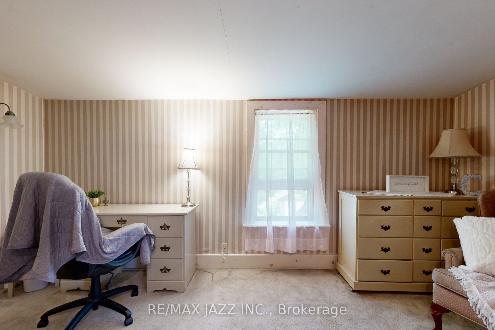 243 Brant Avenue Property Photo 31