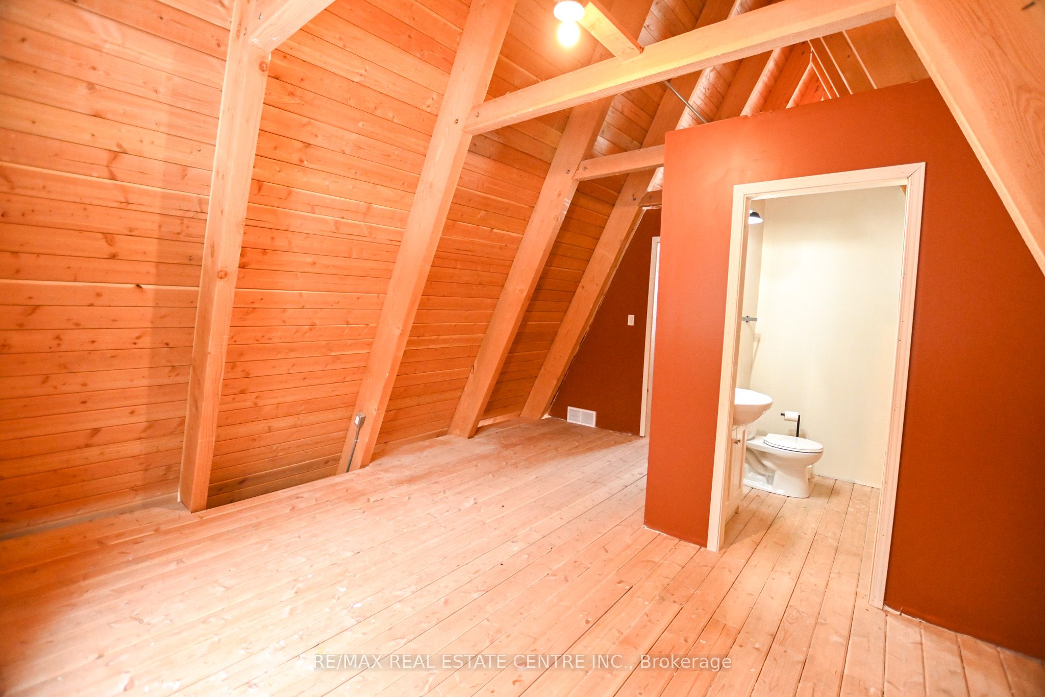 9 Urban Street Property Photo 25