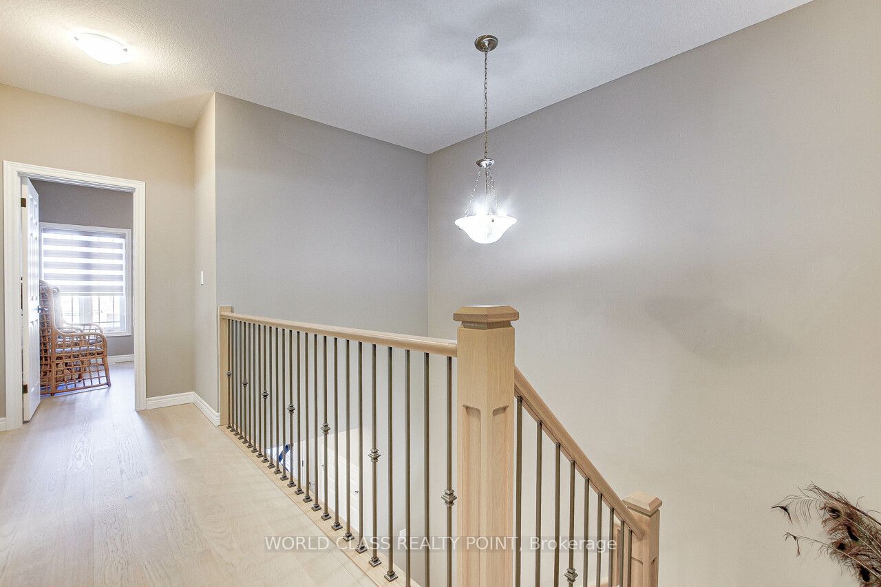 621 Florencedale Crescent W Property Photo 13