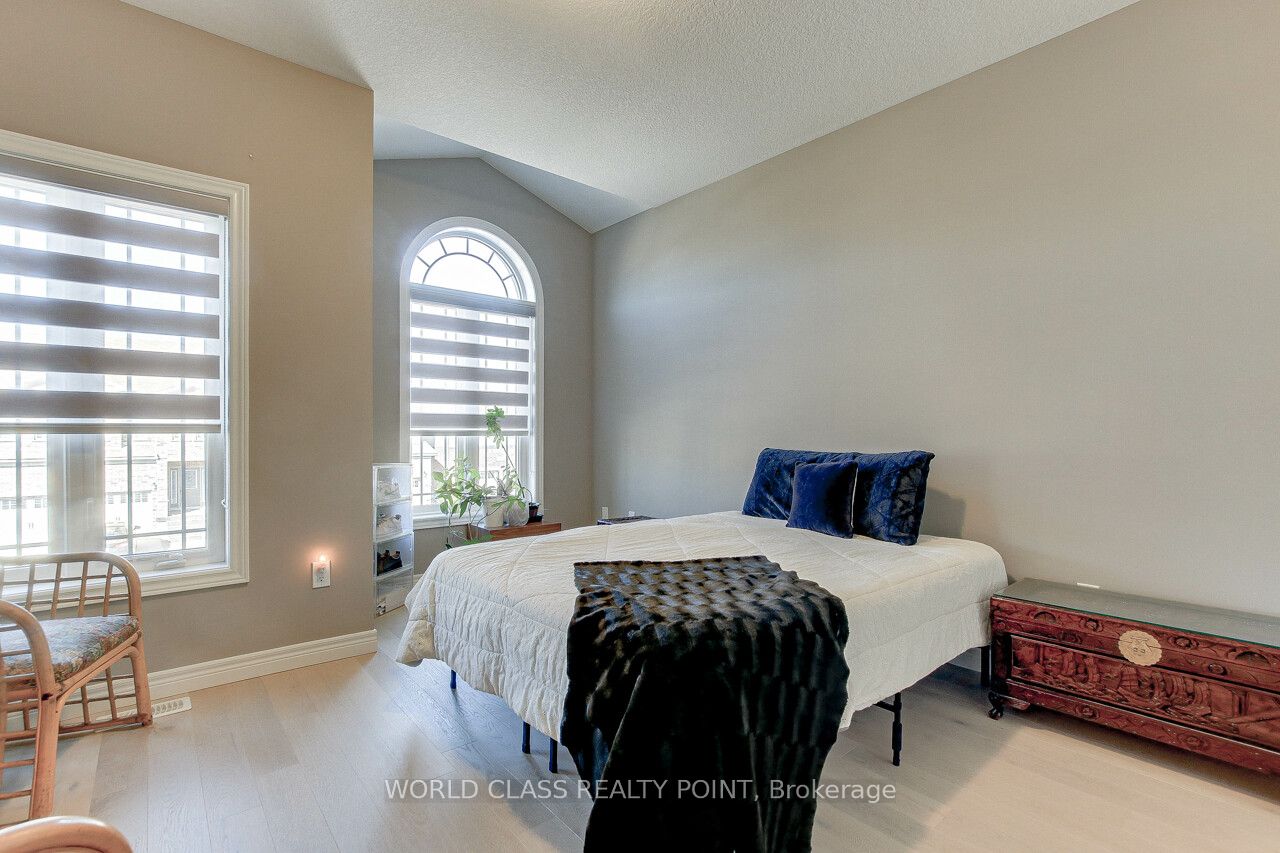621 Florencedale Crescent W Property Photo 15