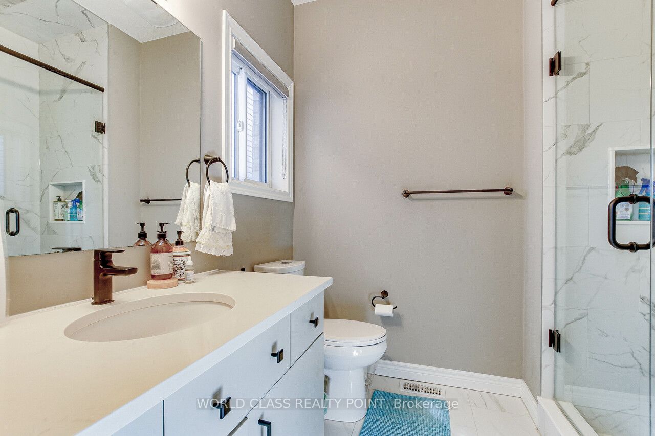 621 Florencedale Crescent W Property Photo 18