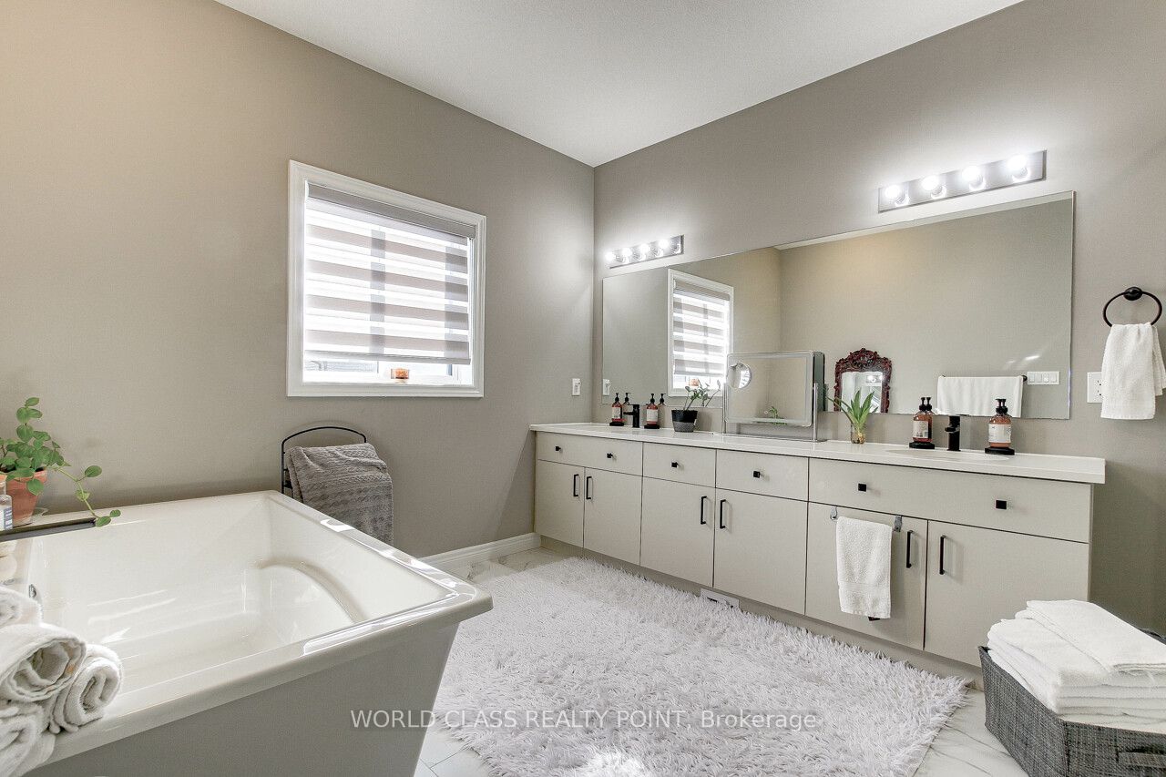 621 Florencedale Crescent W Property Photo 22