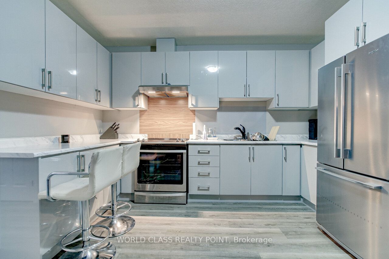 621 Florencedale Crescent W Property Photo 26