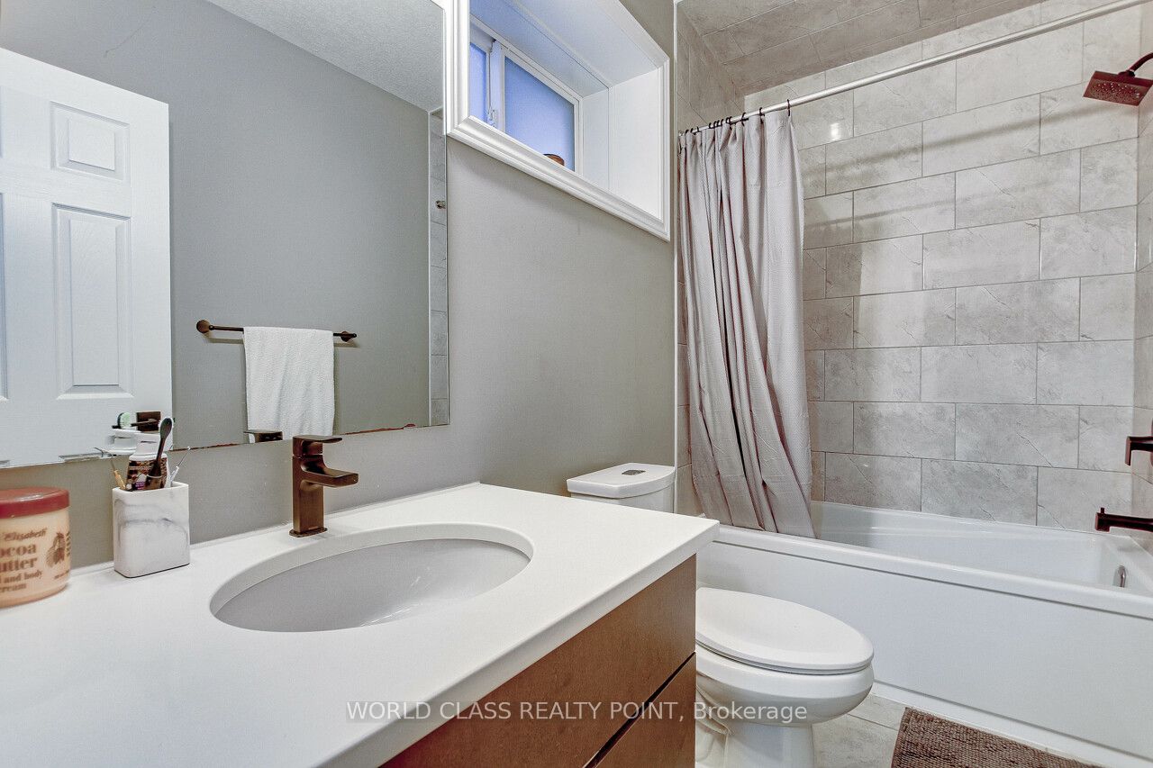 621 Florencedale Crescent W Property Photo 32
